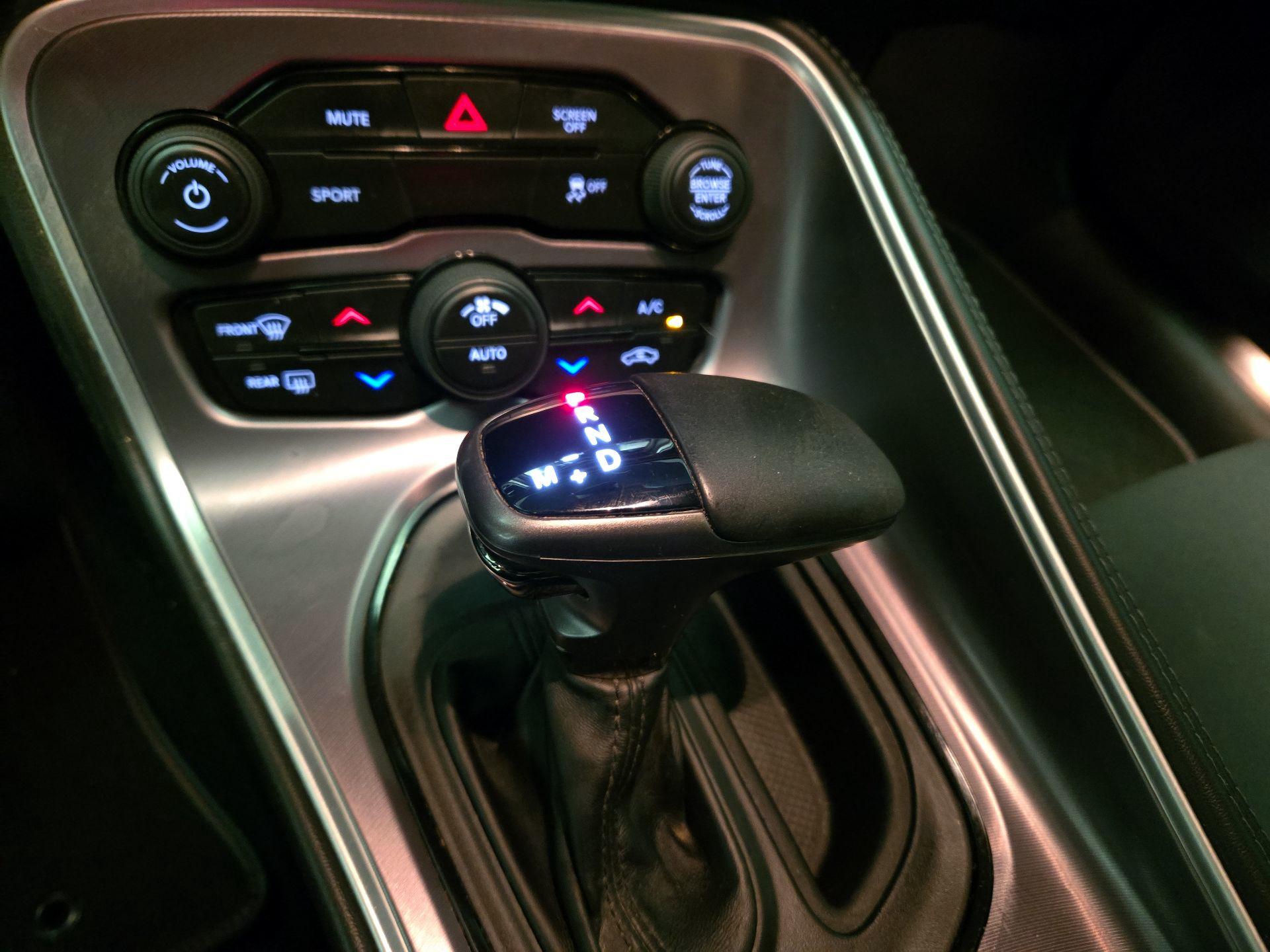 Thumbnail: 2019 Dodge Challenger - 17