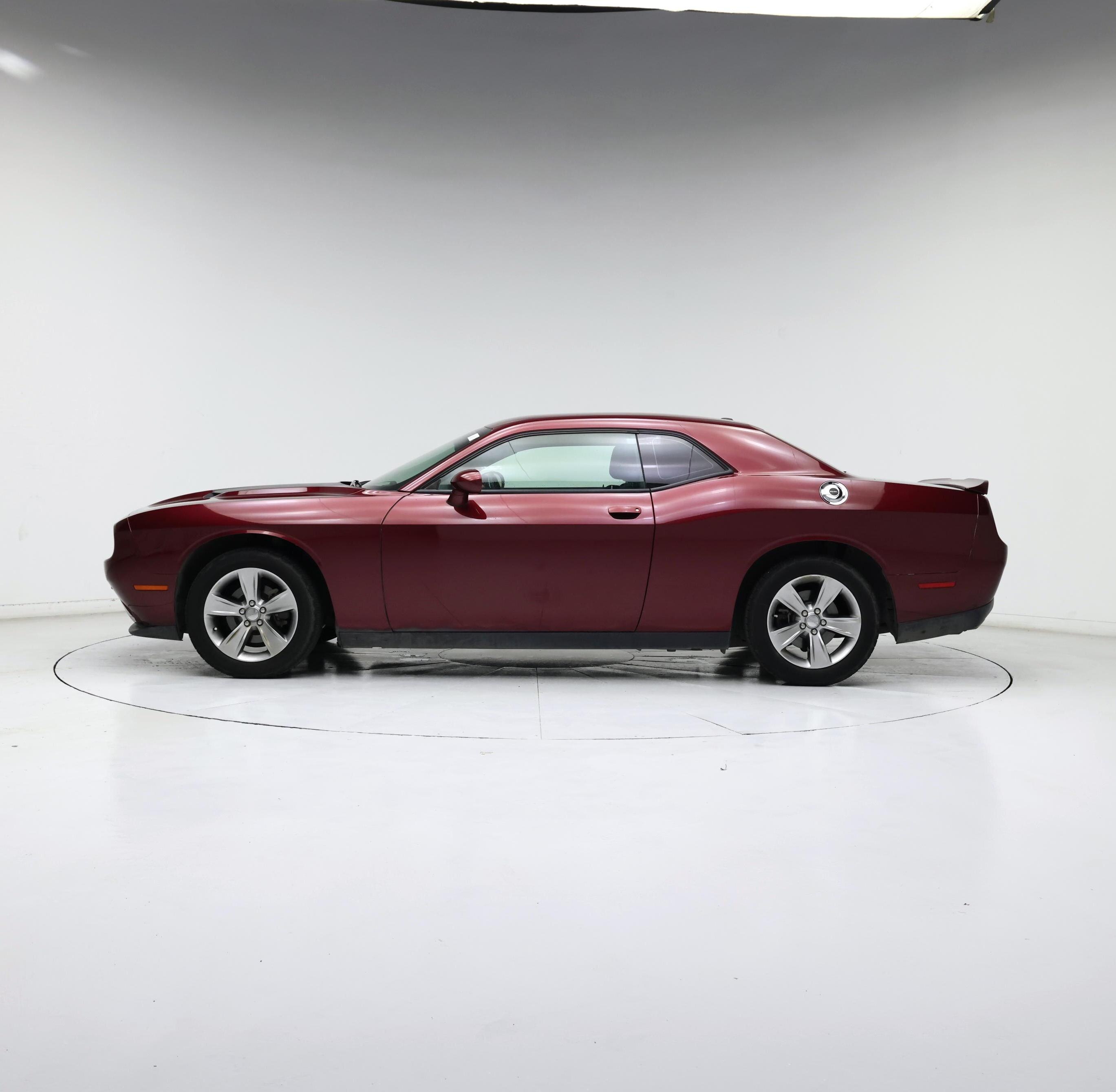 Thumbnail: 2019 Dodge Challenger - 3