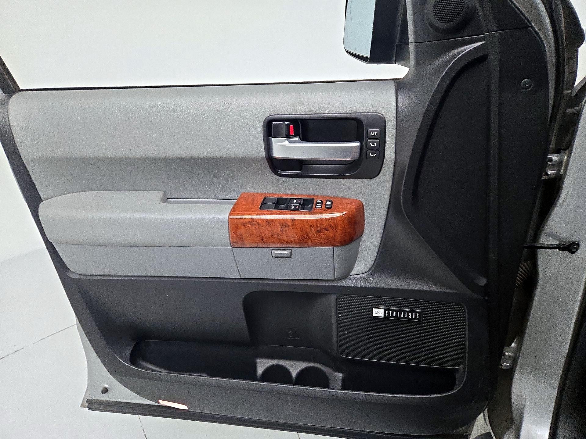 Thumbnail: 2019 Toyota Sequoia - 12