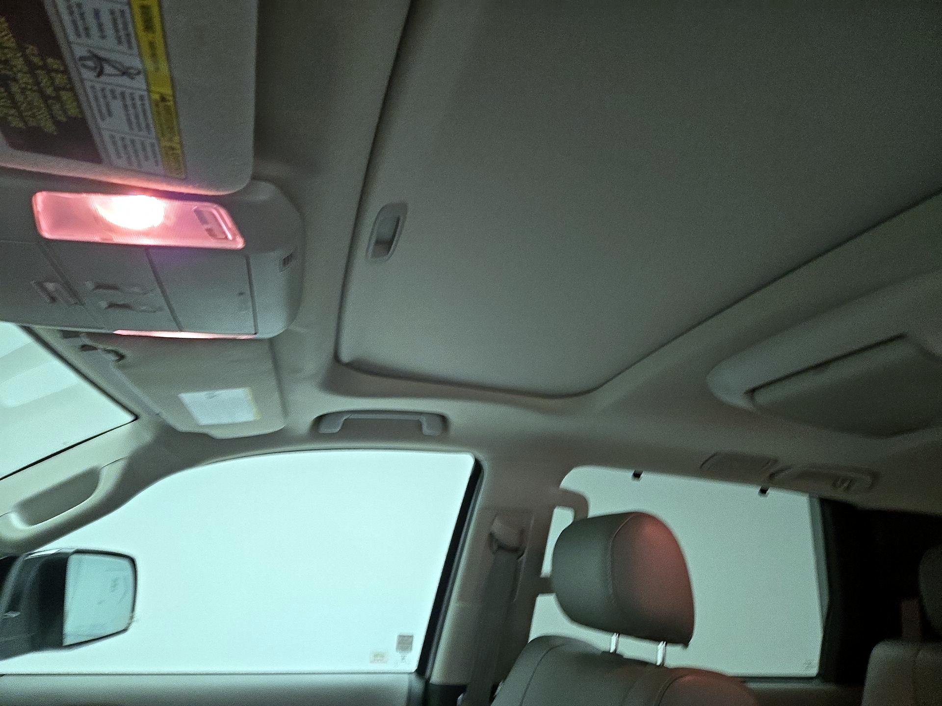 Thumbnail: 2019 Toyota Sequoia - 19