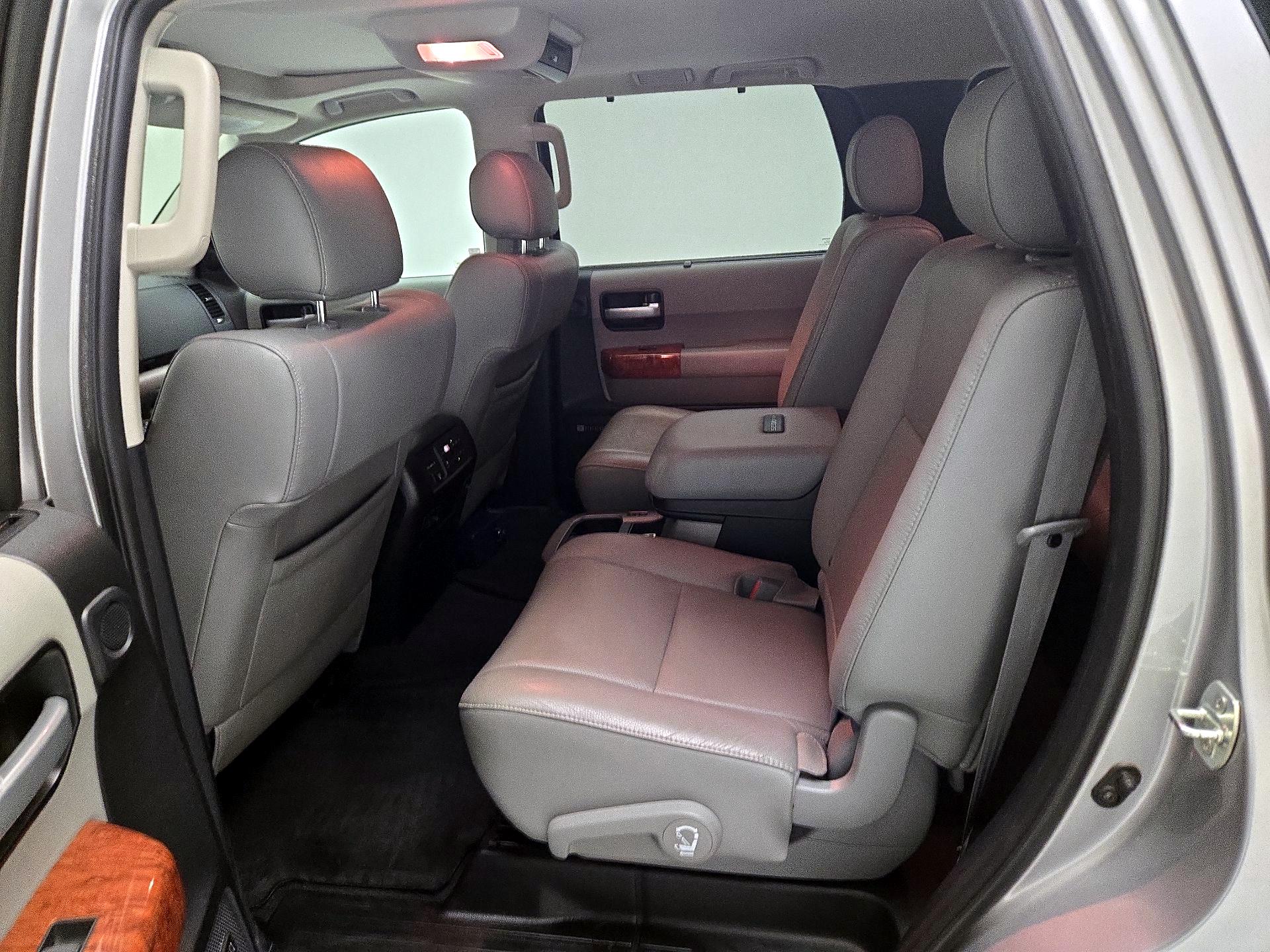 Thumbnail: 2019 Toyota Sequoia - 20