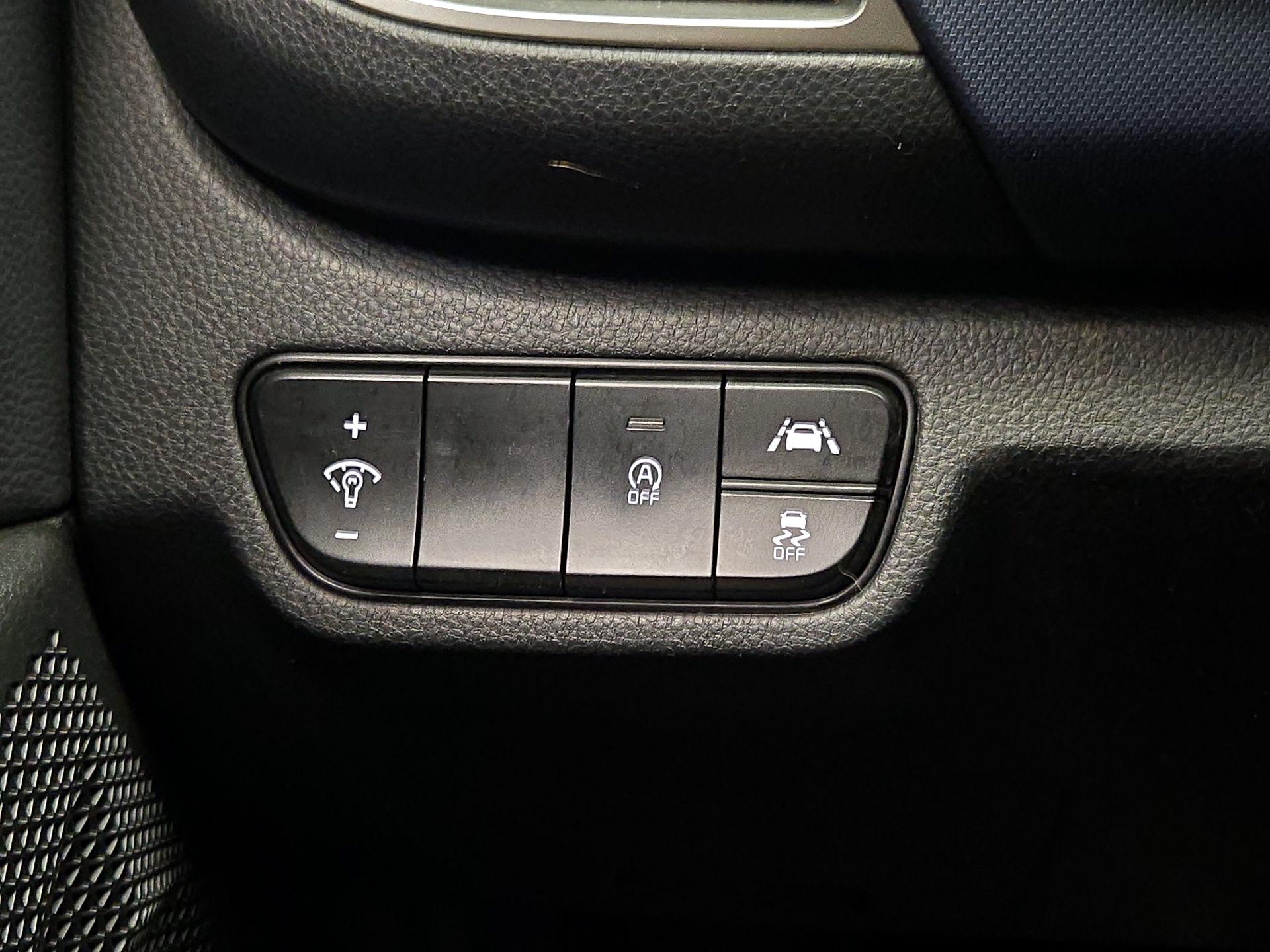 Thumbnail: 2021 Kia Seltos - 13