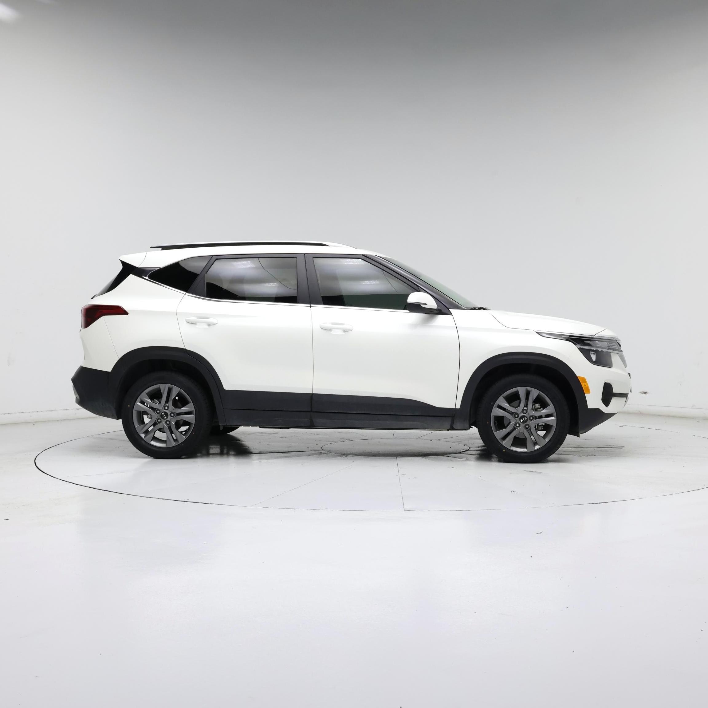 Thumbnail: 2021 Kia Seltos - 7