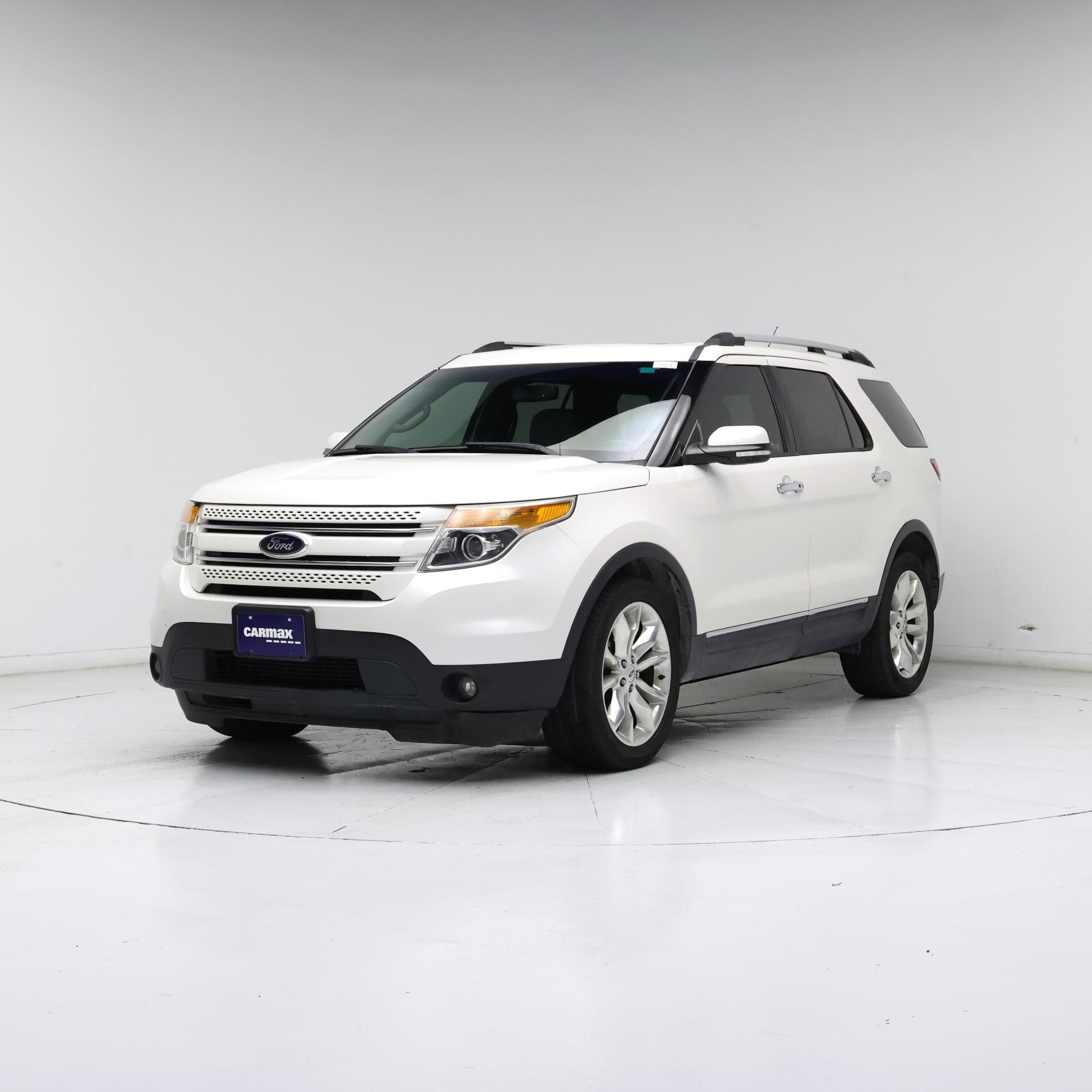 Thumbnail: 2015 Ford Explorer - 4
