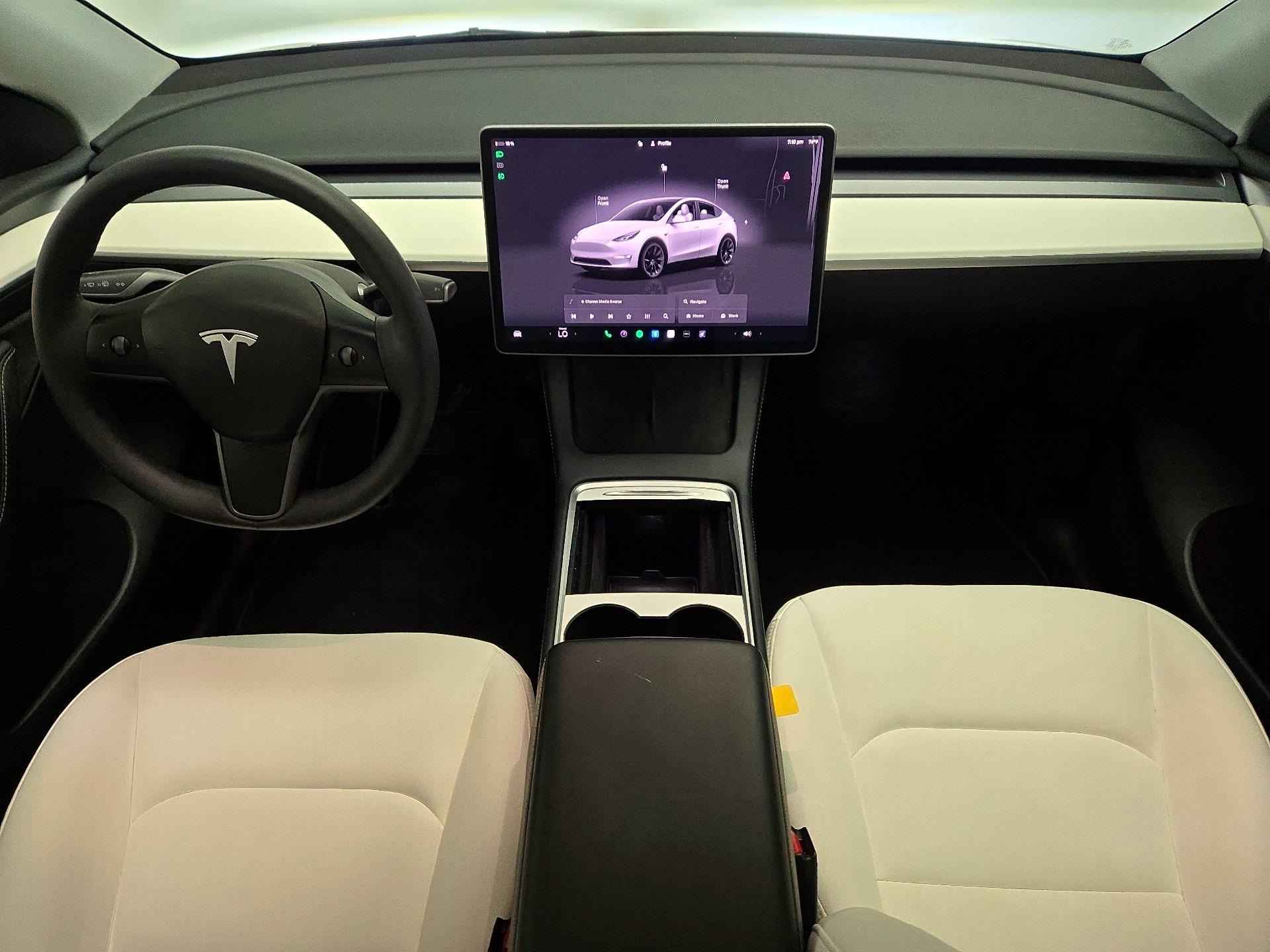 Thumbnail: 2023 Tesla Model Y - 9