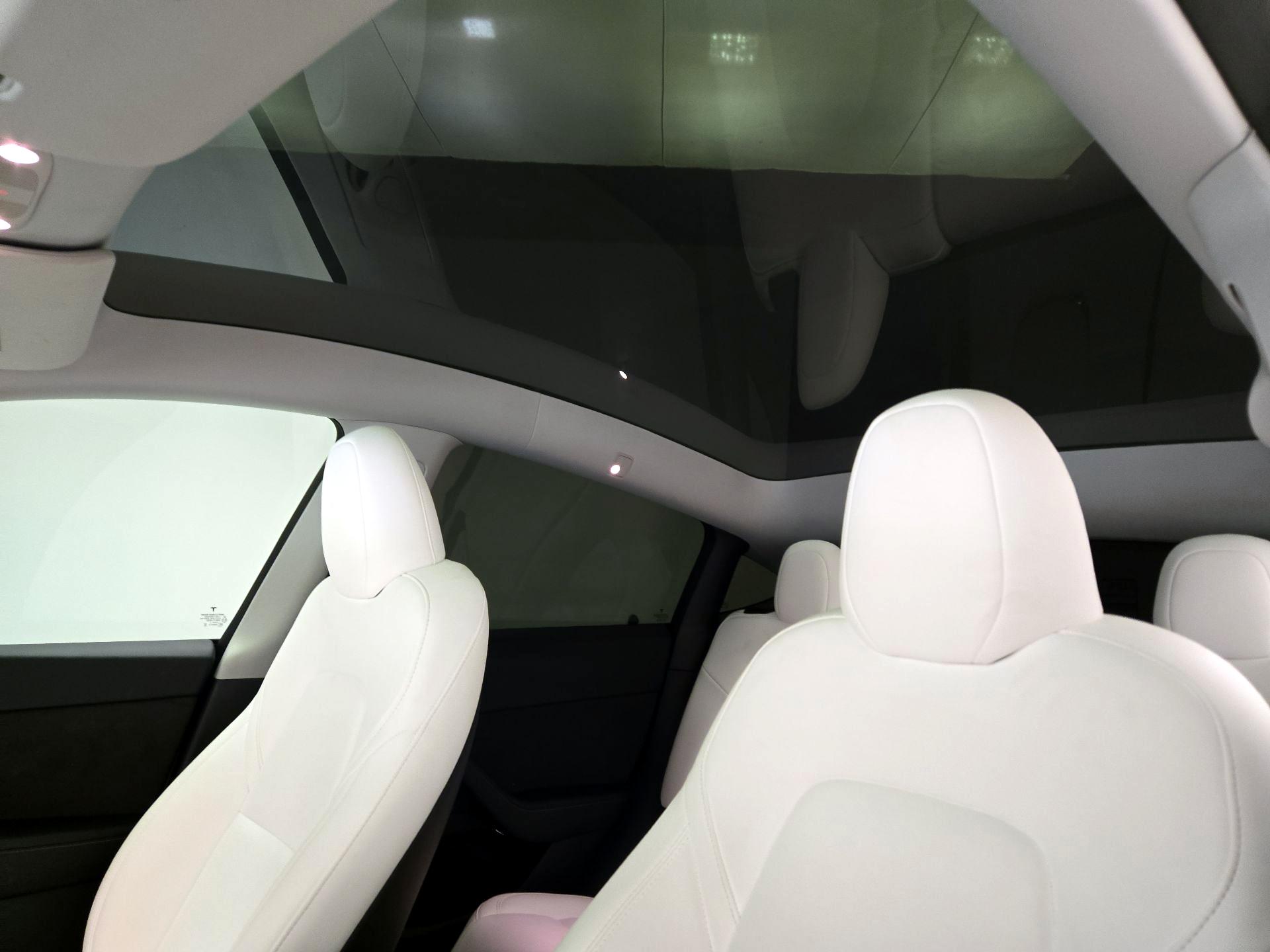 Thumbnail: 2023 Tesla Model Y - 19