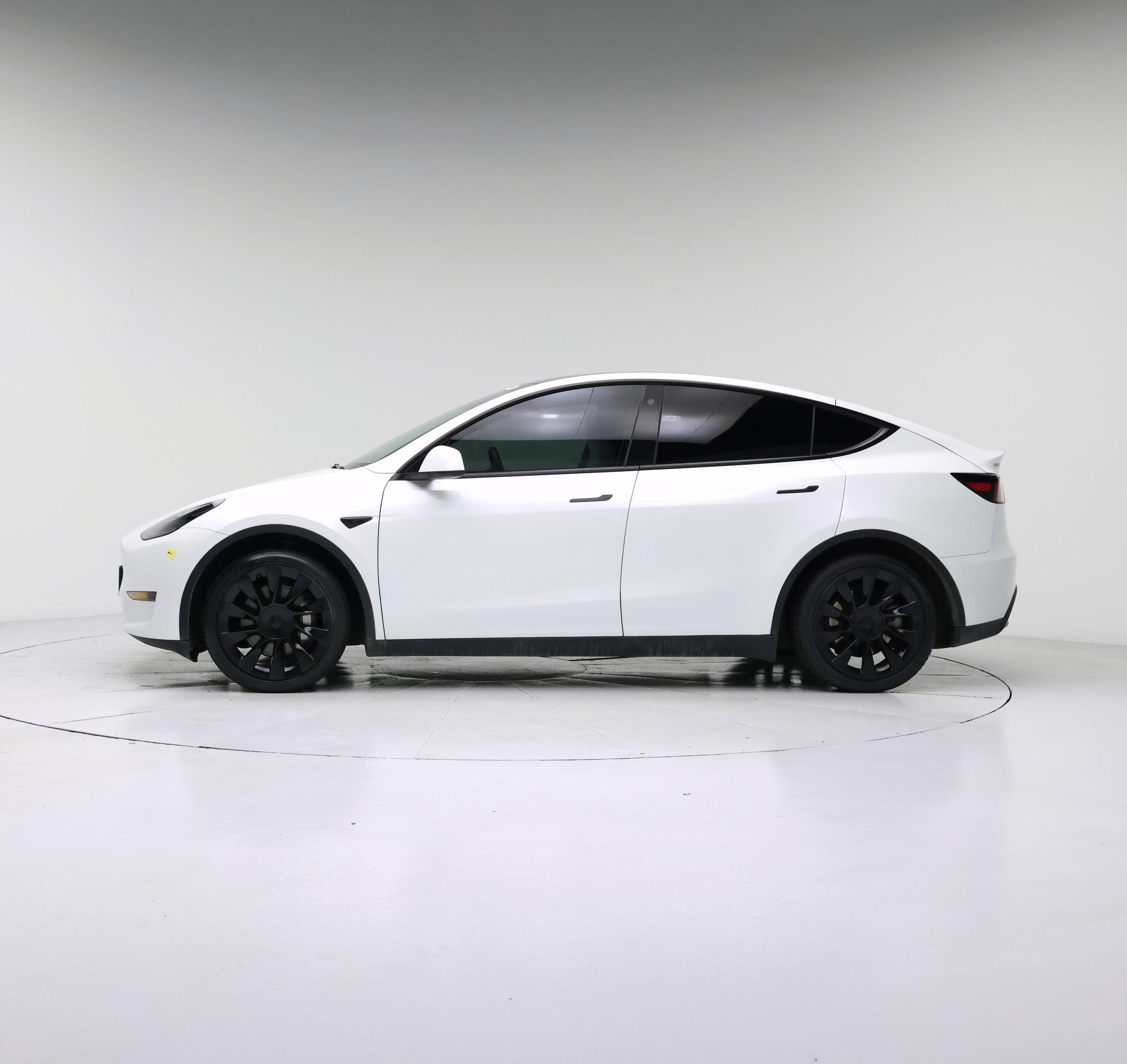 Thumbnail: 2023 Tesla Model Y - 3