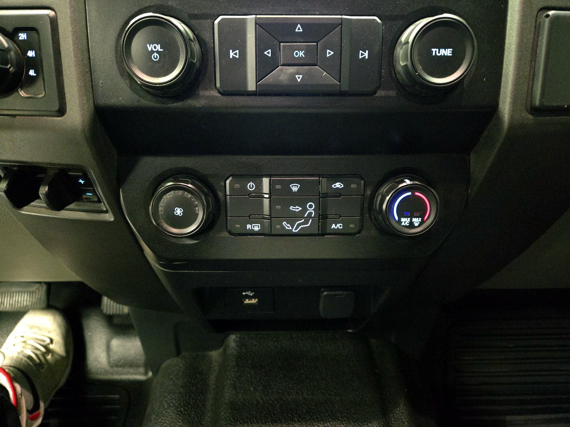 Thumbnail: 2022 Ford F-250 - 13