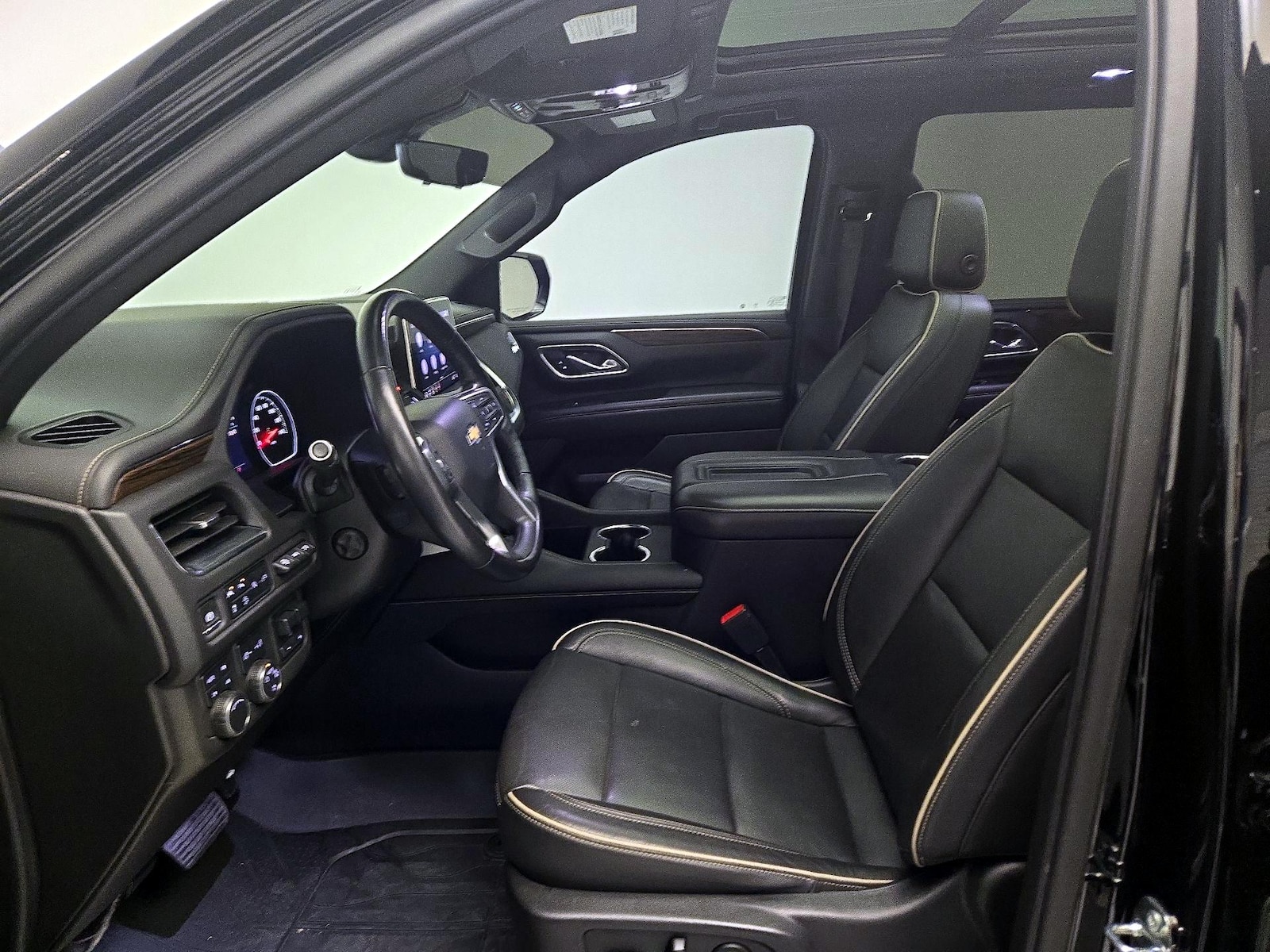 2021 Chevrolet Tahoe Premier - Photo 12