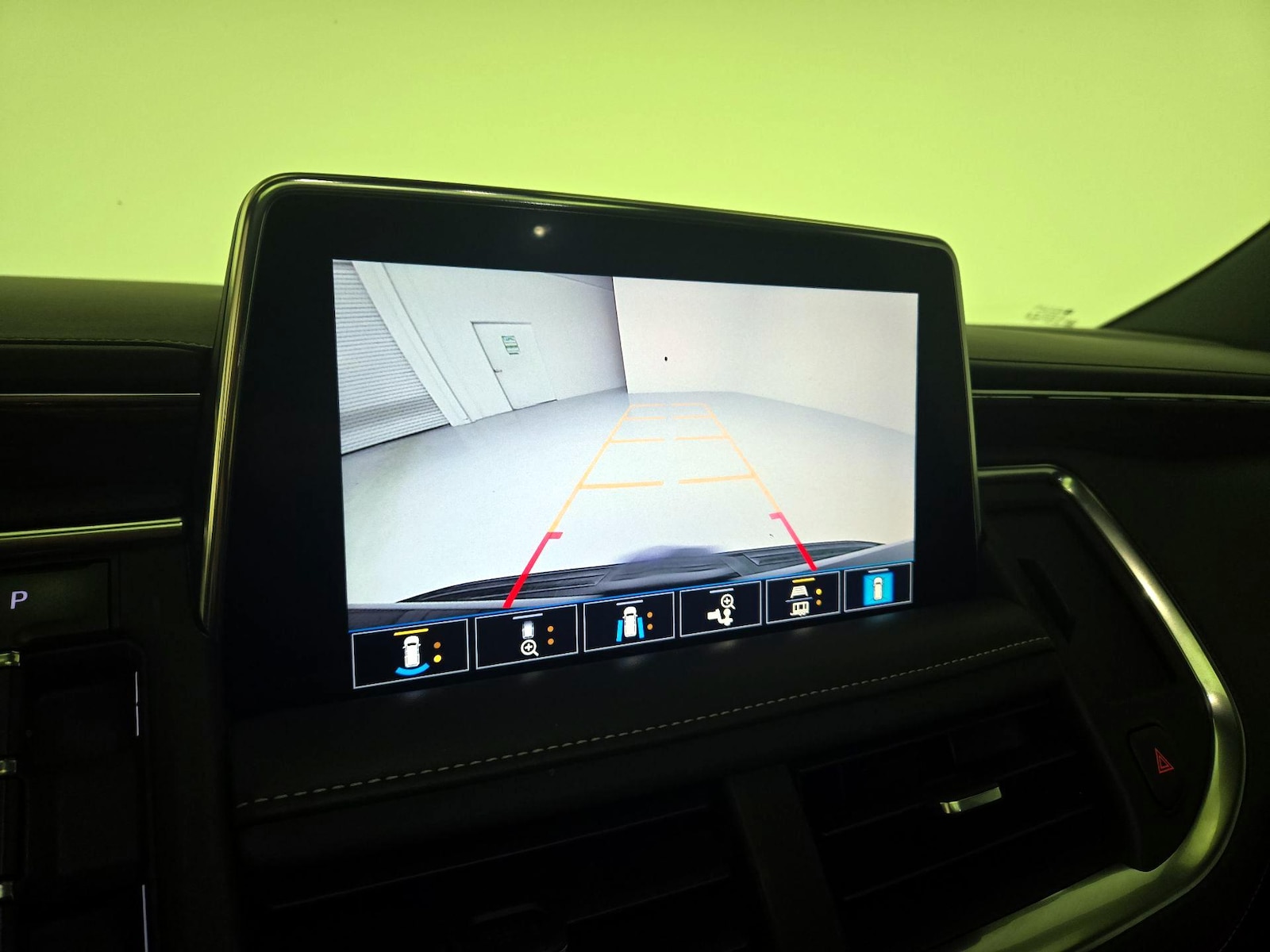 2021 Chevrolet Tahoe Premier - Photo 15