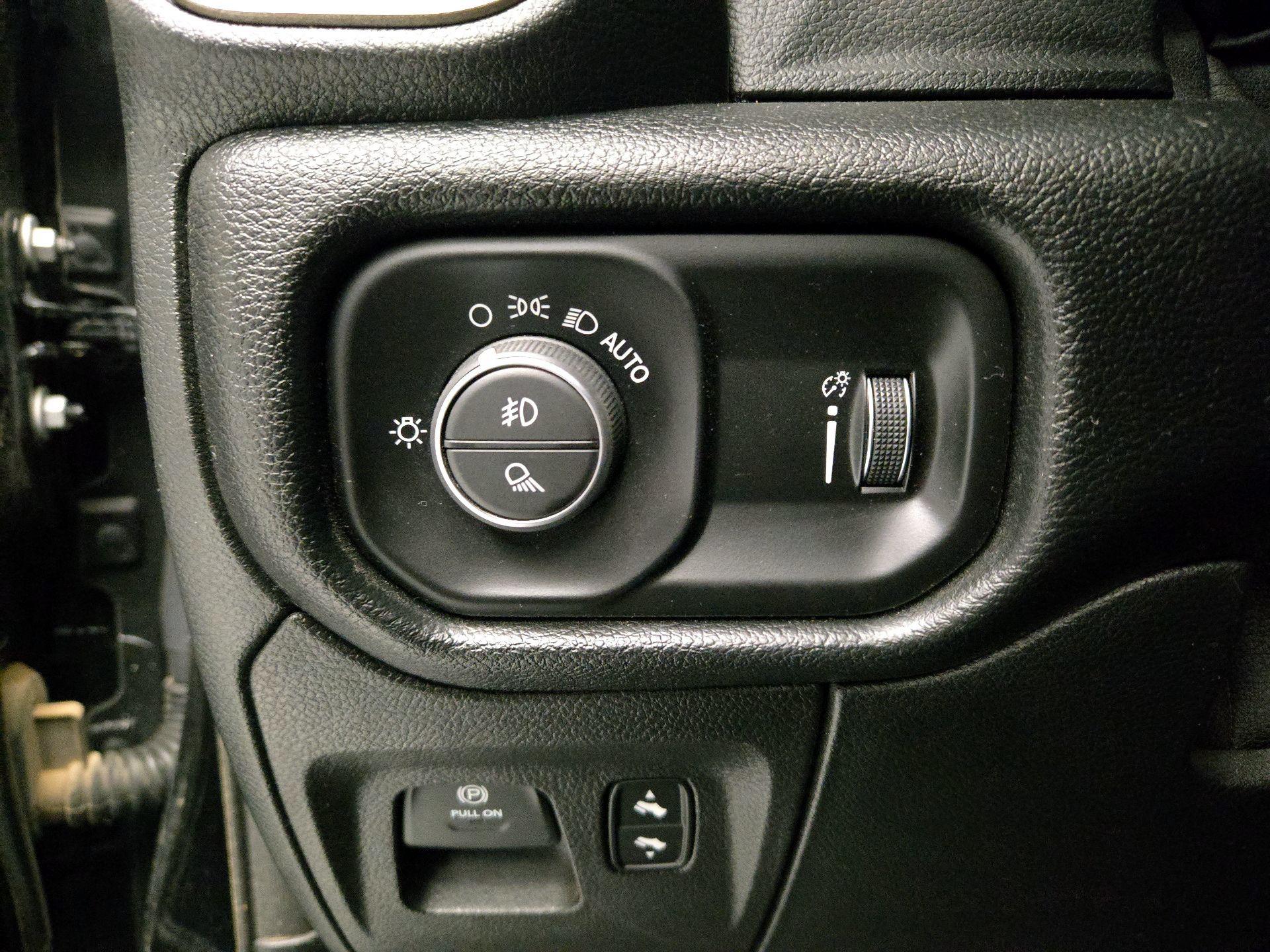 Thumbnail: 2020 RAM 1500 - 13