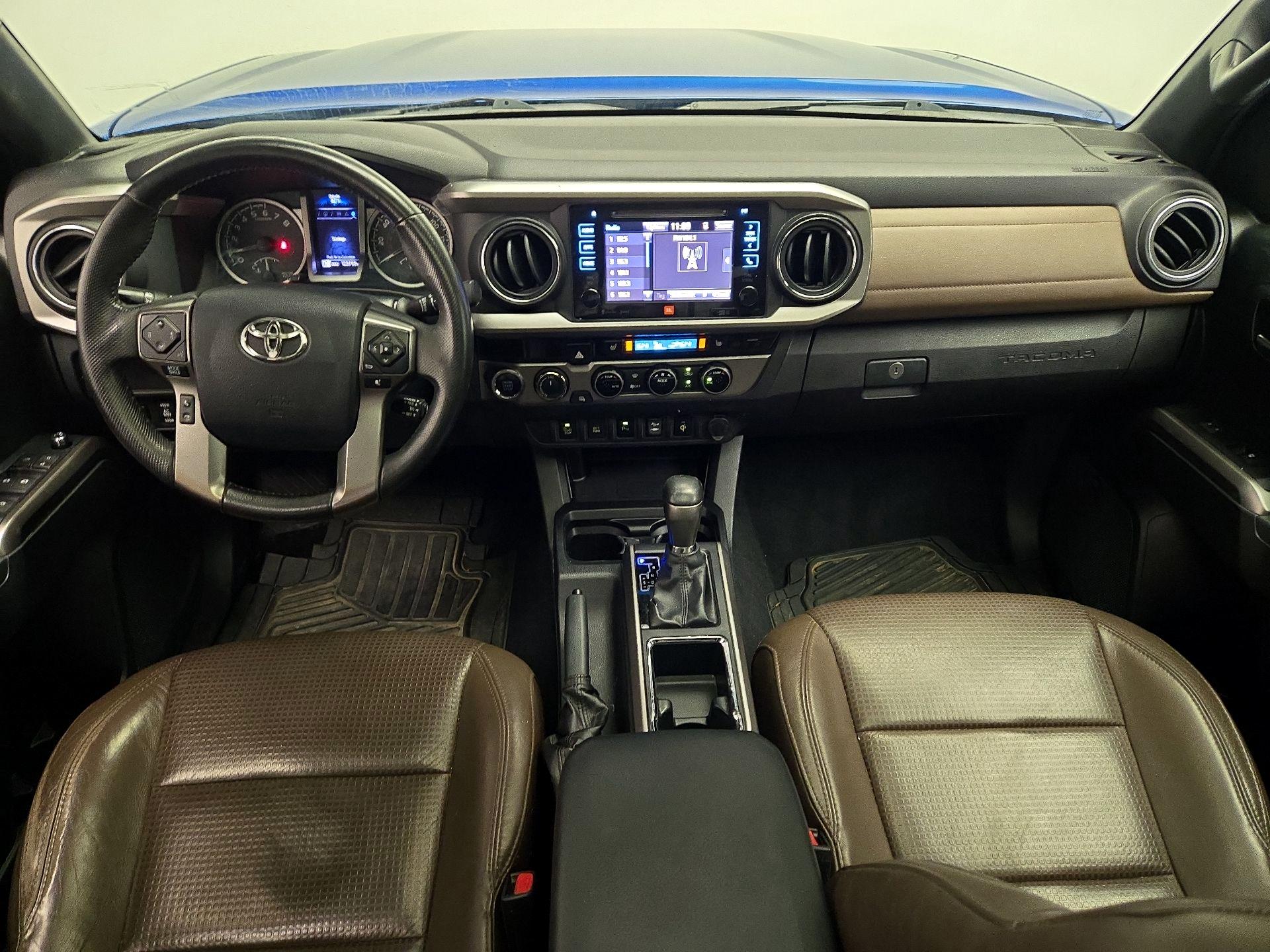 Thumbnail: 2017 Toyota Tacoma - 9