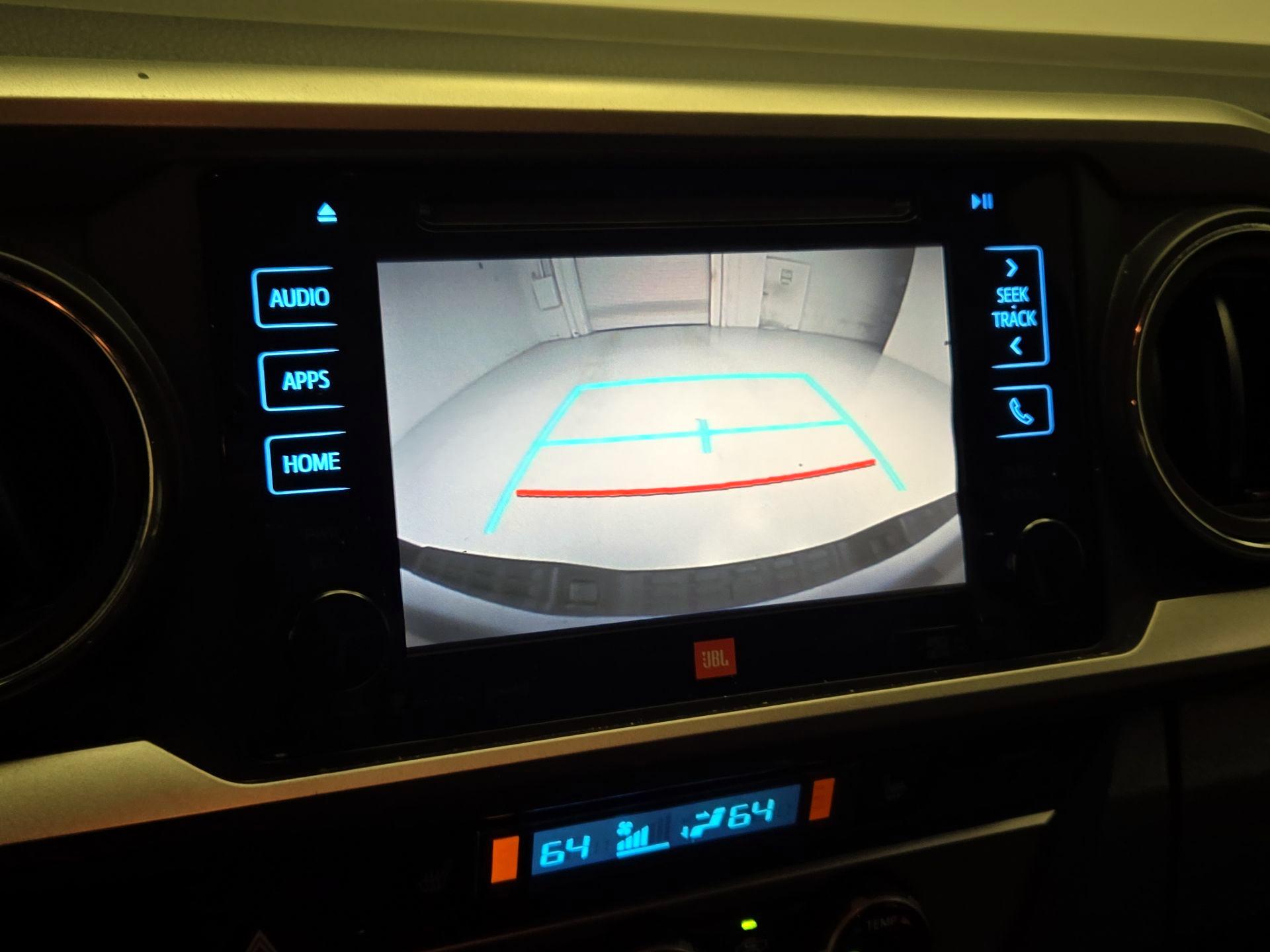 Thumbnail: 2017 Toyota Tacoma - 14