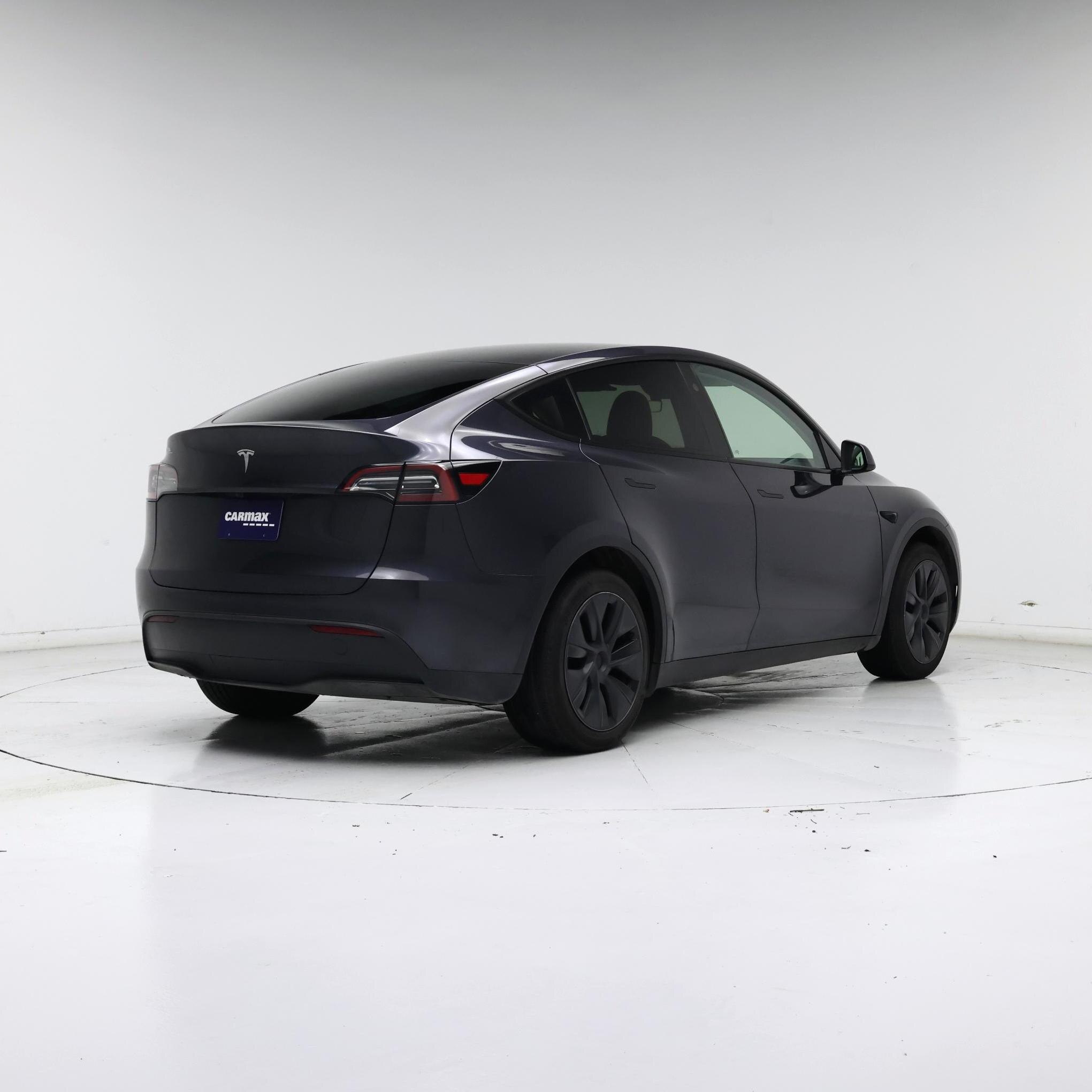 Thumbnail: 2024 Tesla Model Y - 8