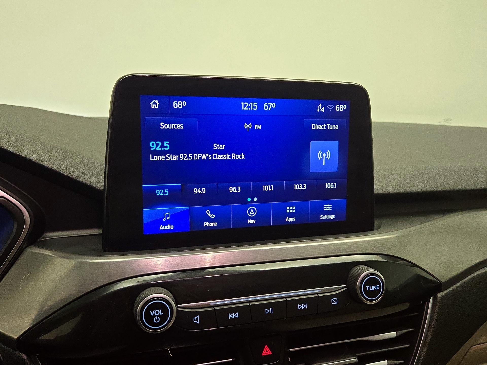 Thumbnail: 2022 Ford Escape - 16