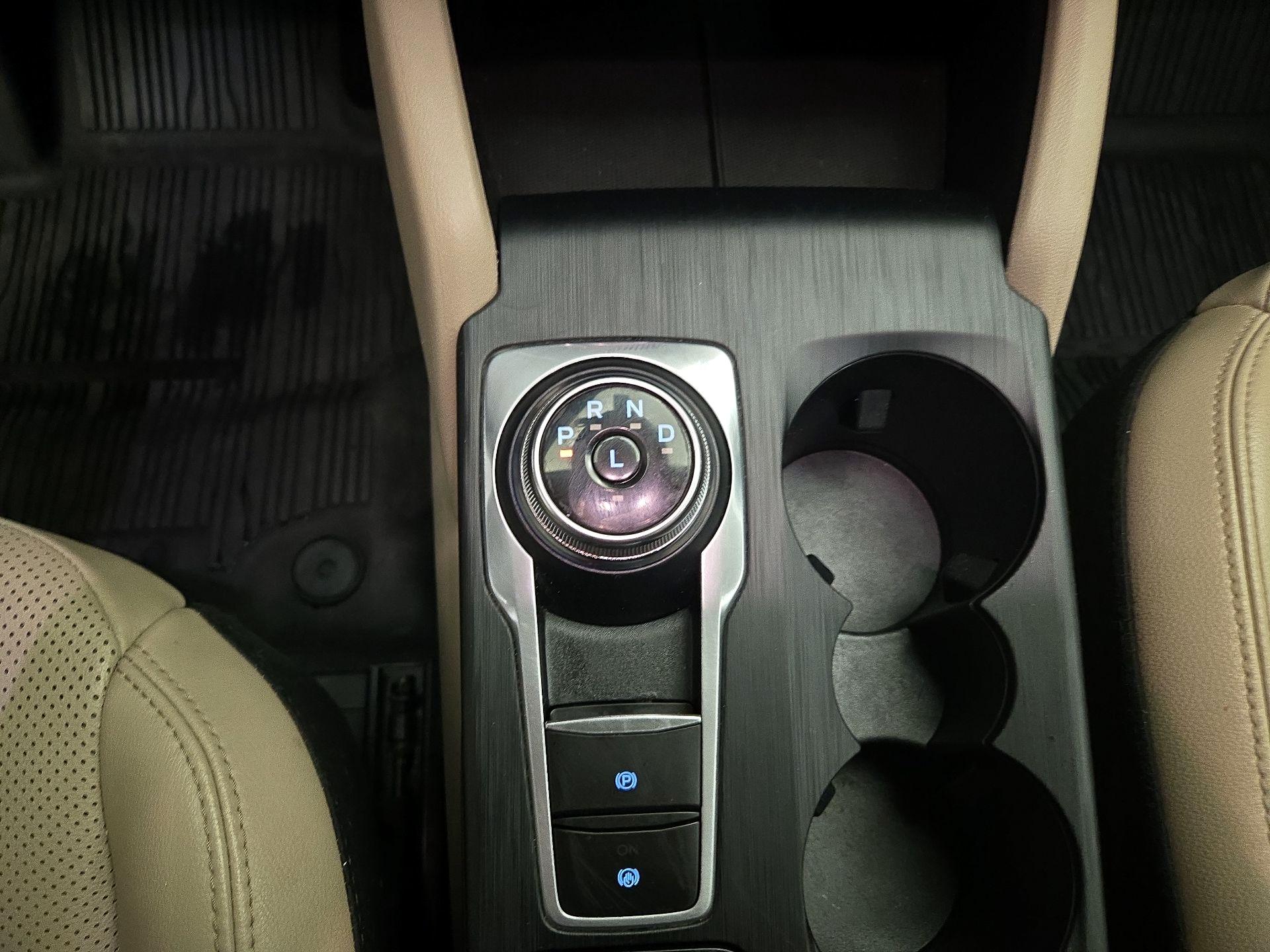 Thumbnail: 2022 Ford Escape - 18