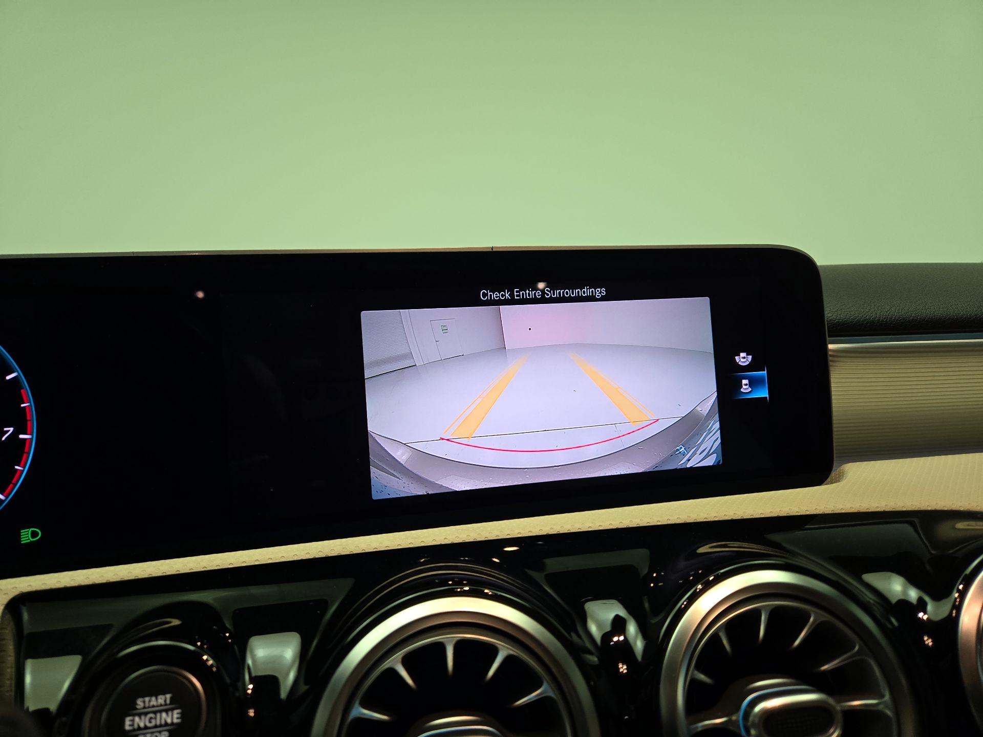 Thumbnail: 2020 Mercedes-Benz A-Class - 13