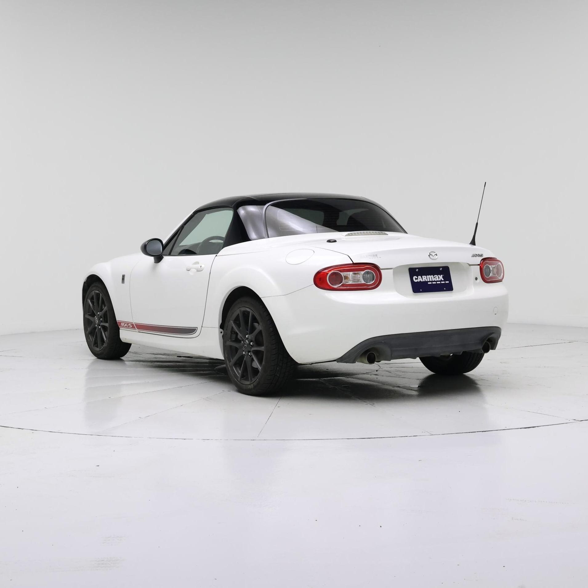 Thumbnail: 2015 Mazda MX-5 Miata - 2