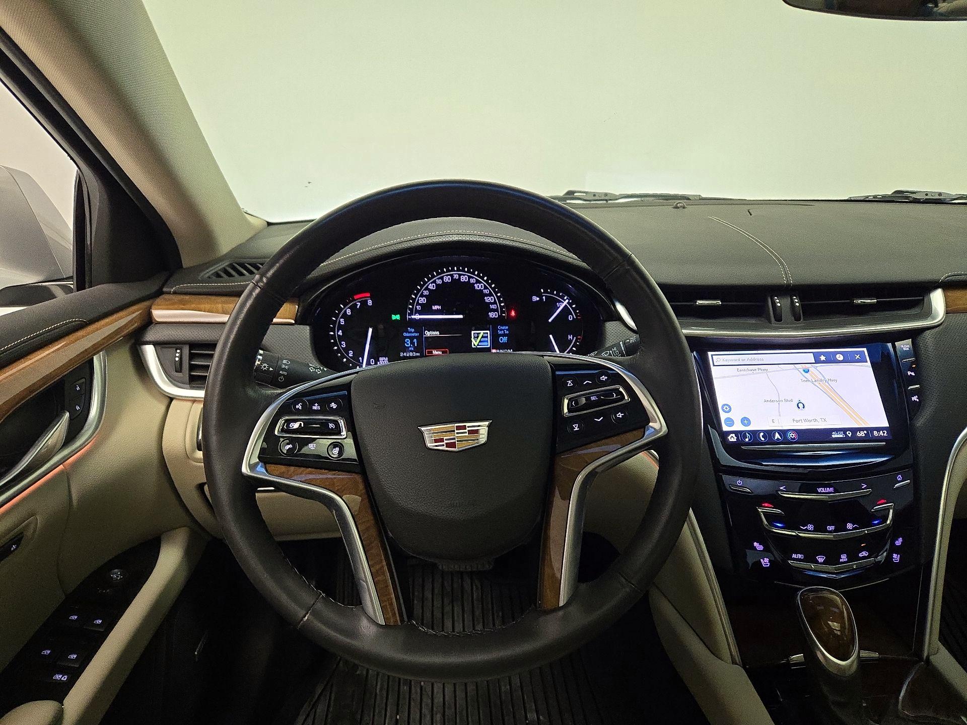 Thumbnail: 2018 Cadillac XTS - 10