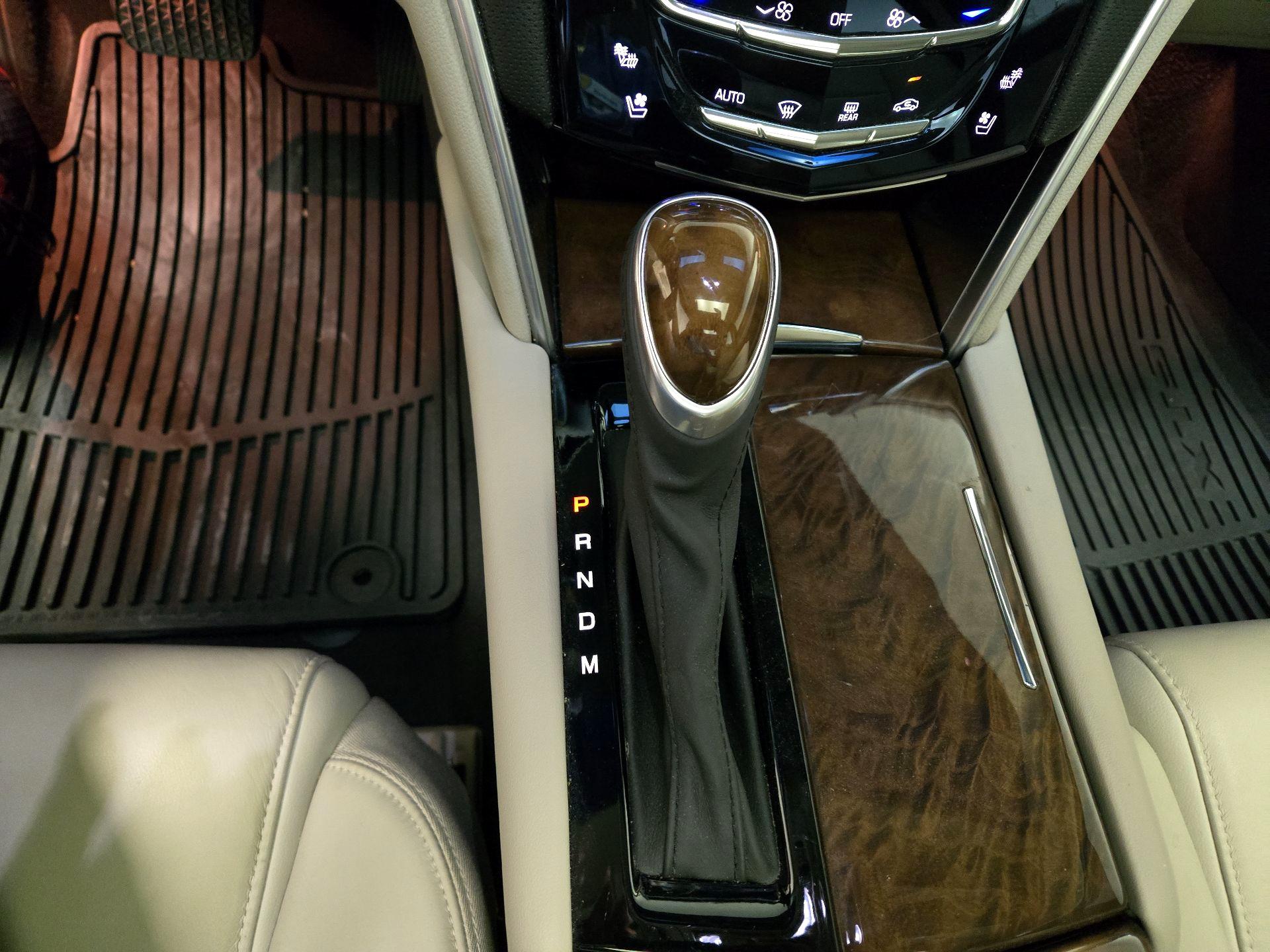 Thumbnail: 2018 Cadillac XTS - 18