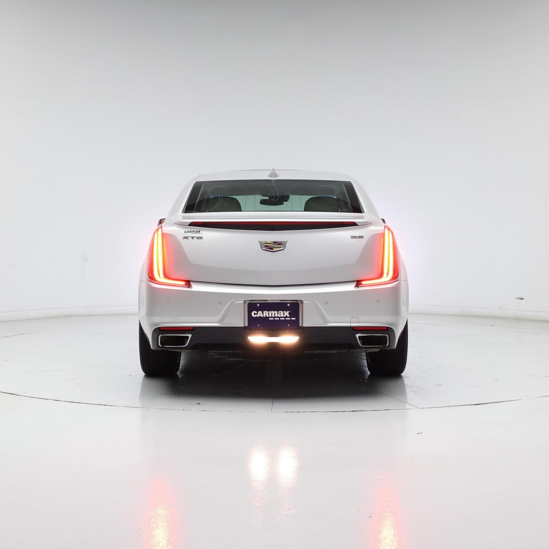 Thumbnail: 2018 Cadillac XTS - 6