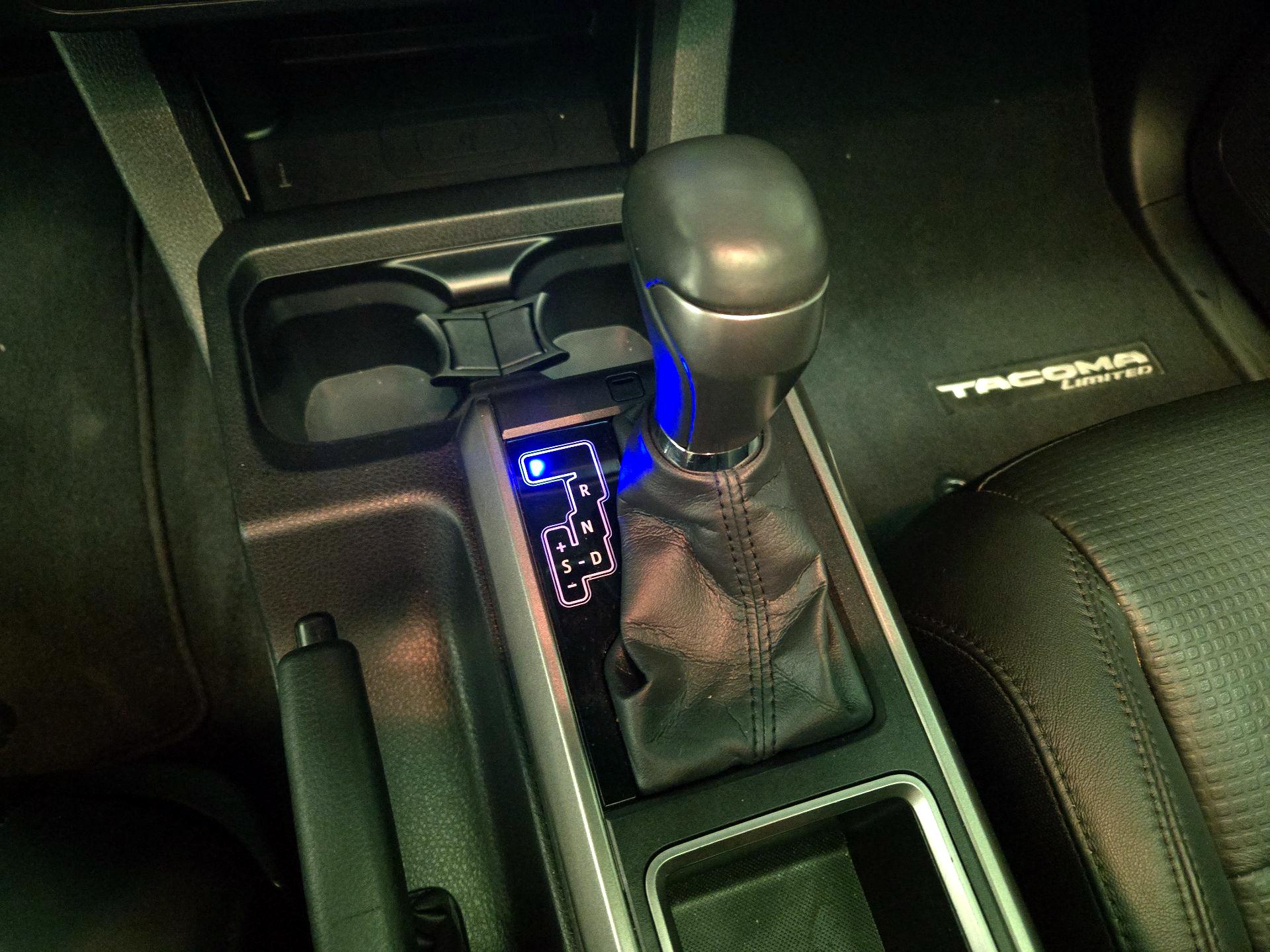 Thumbnail: 2022 Toyota Tacoma - 17