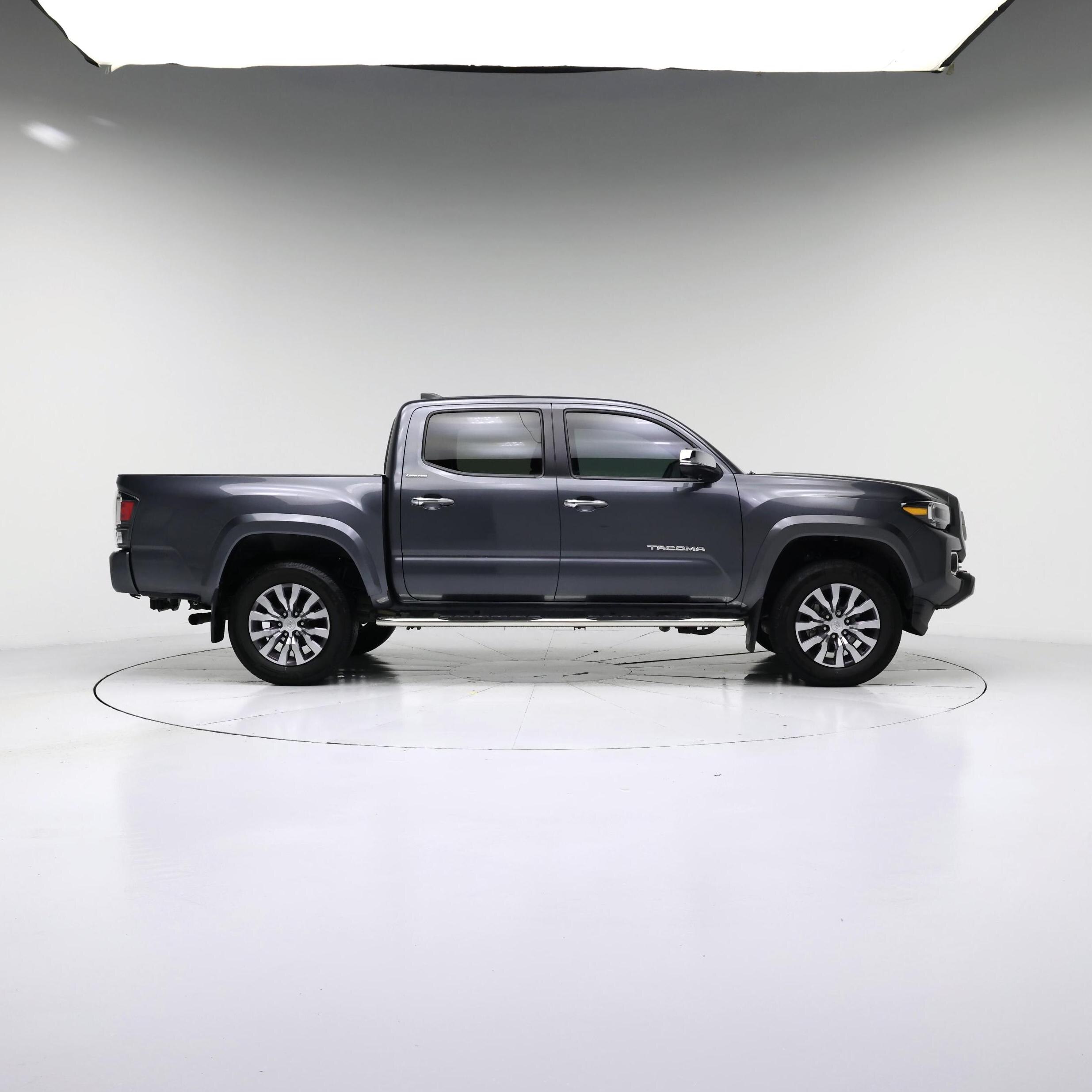 Thumbnail: 2022 Toyota Tacoma - 7