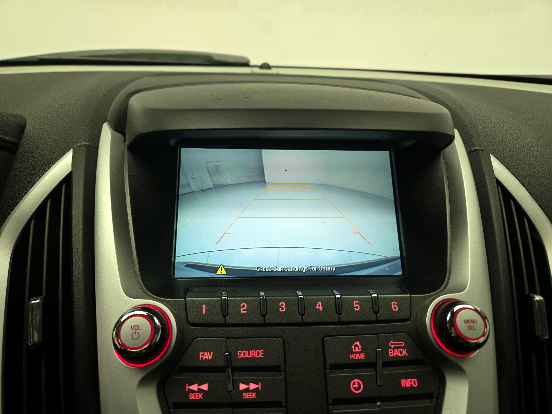 Thumbnail: 2017 GMC Terrain - 14