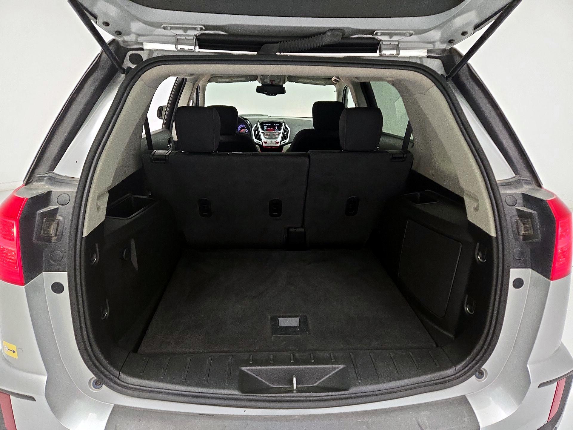 Thumbnail: 2017 GMC Terrain - 20