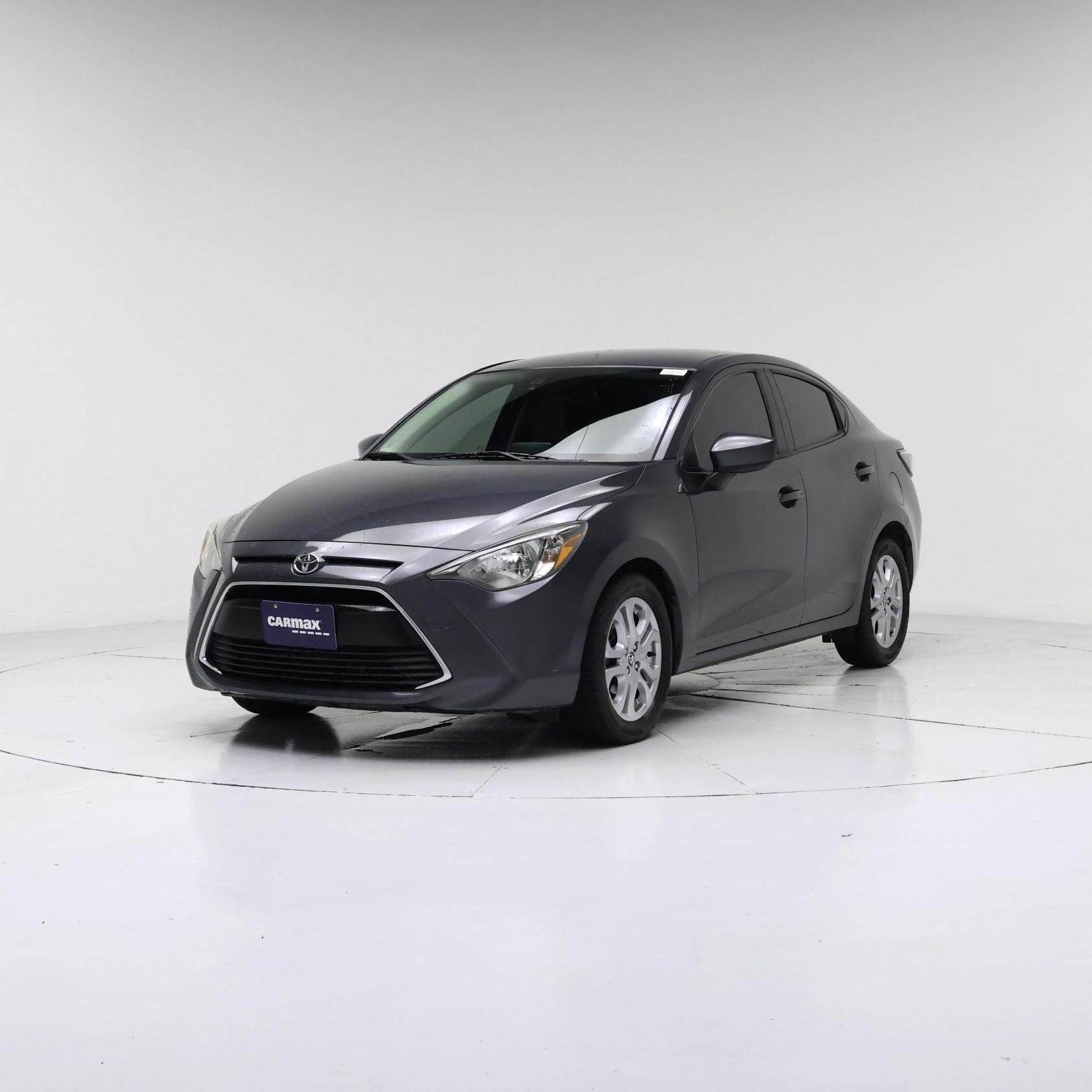 Thumbnail: 2018 Toyota Yaris iA - 4