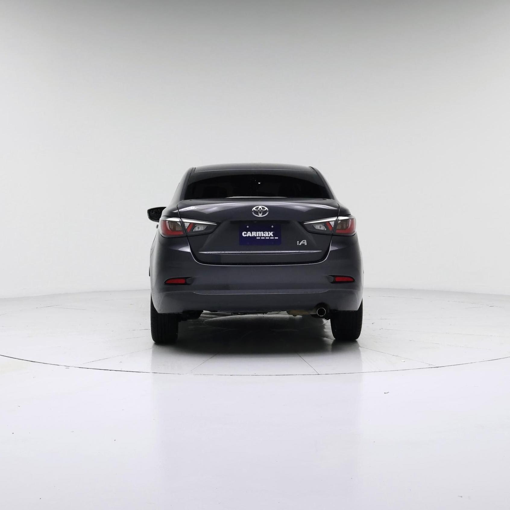 Thumbnail: 2018 Toyota Yaris iA - 6