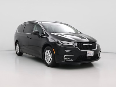 Black 2022 Chrysler Pacifica Touring L