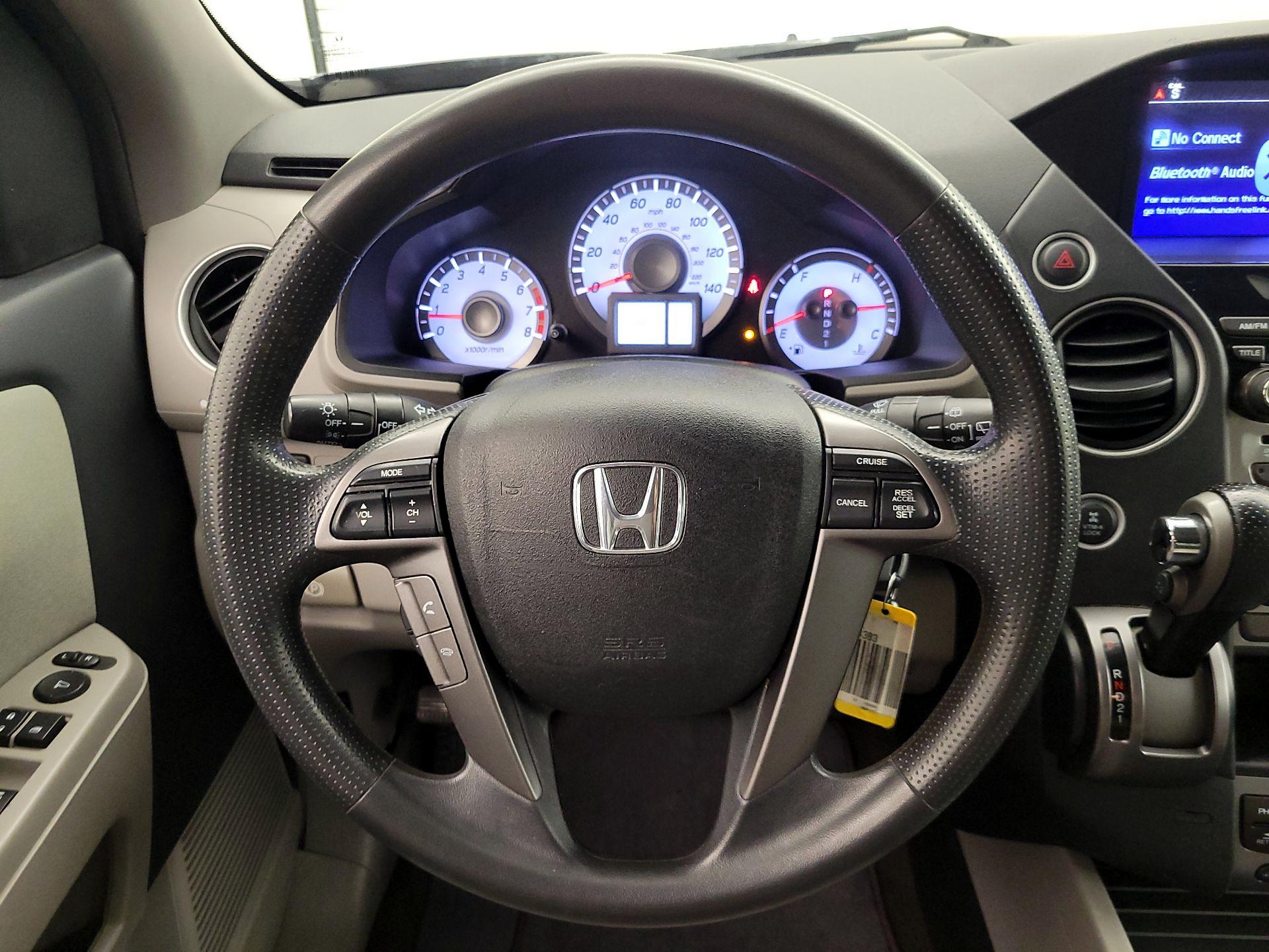 Thumbnail: 2015 Honda Pilot - 10