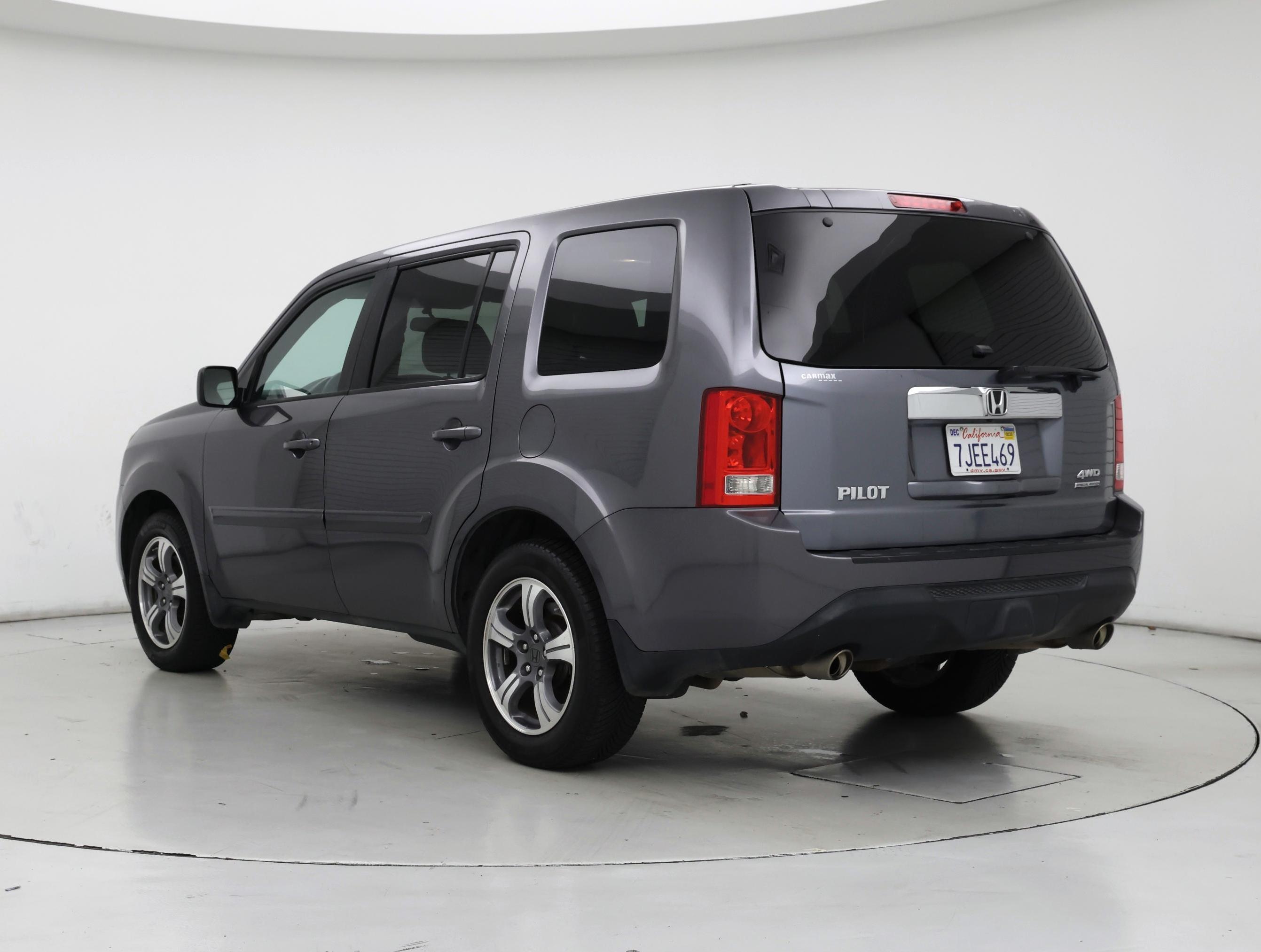 Thumbnail: 2015 Honda Pilot - 2