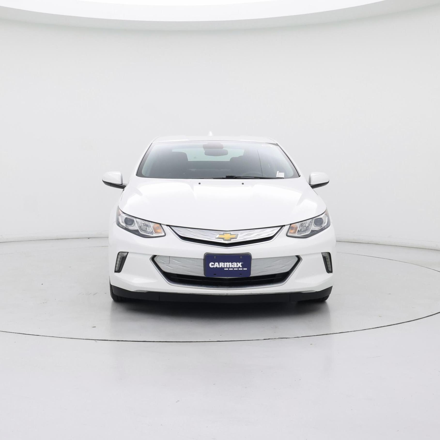 Thumbnail: 2017 Chevrolet Volt - 5