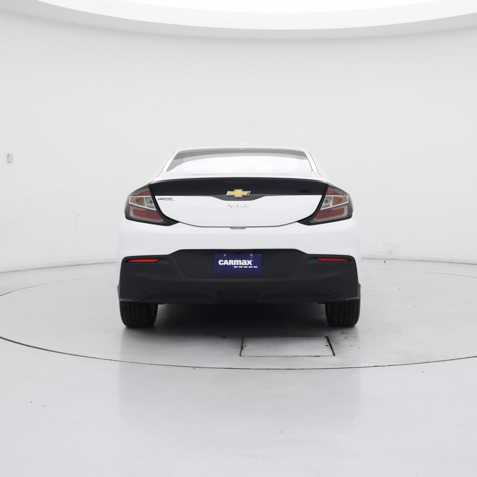 Thumbnail: 2017 Chevrolet Volt - 6