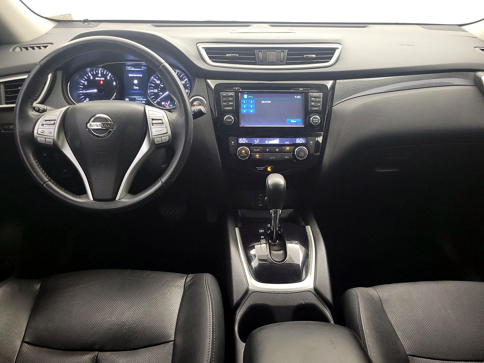 Thumbnail: 2015 Nissan Rogue - 9