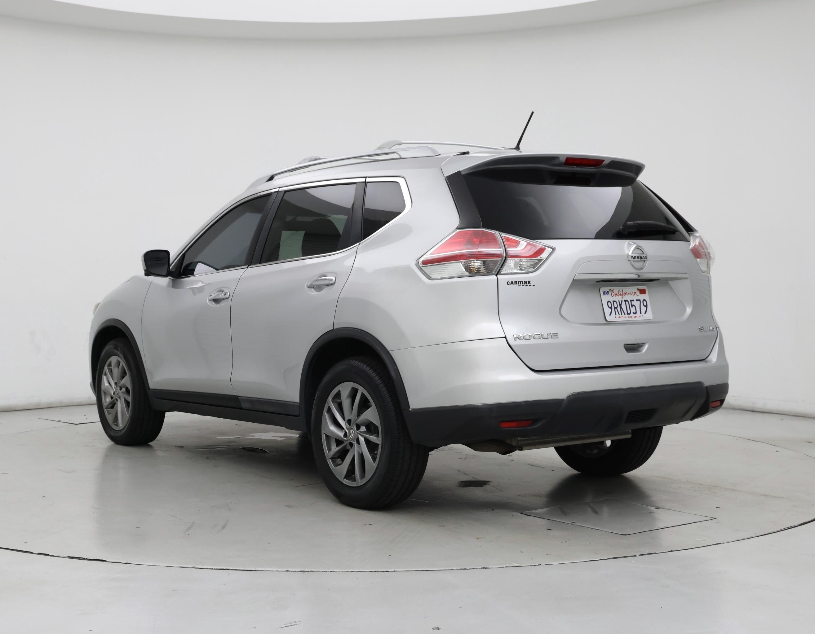 Thumbnail: 2015 Nissan Rogue - 2