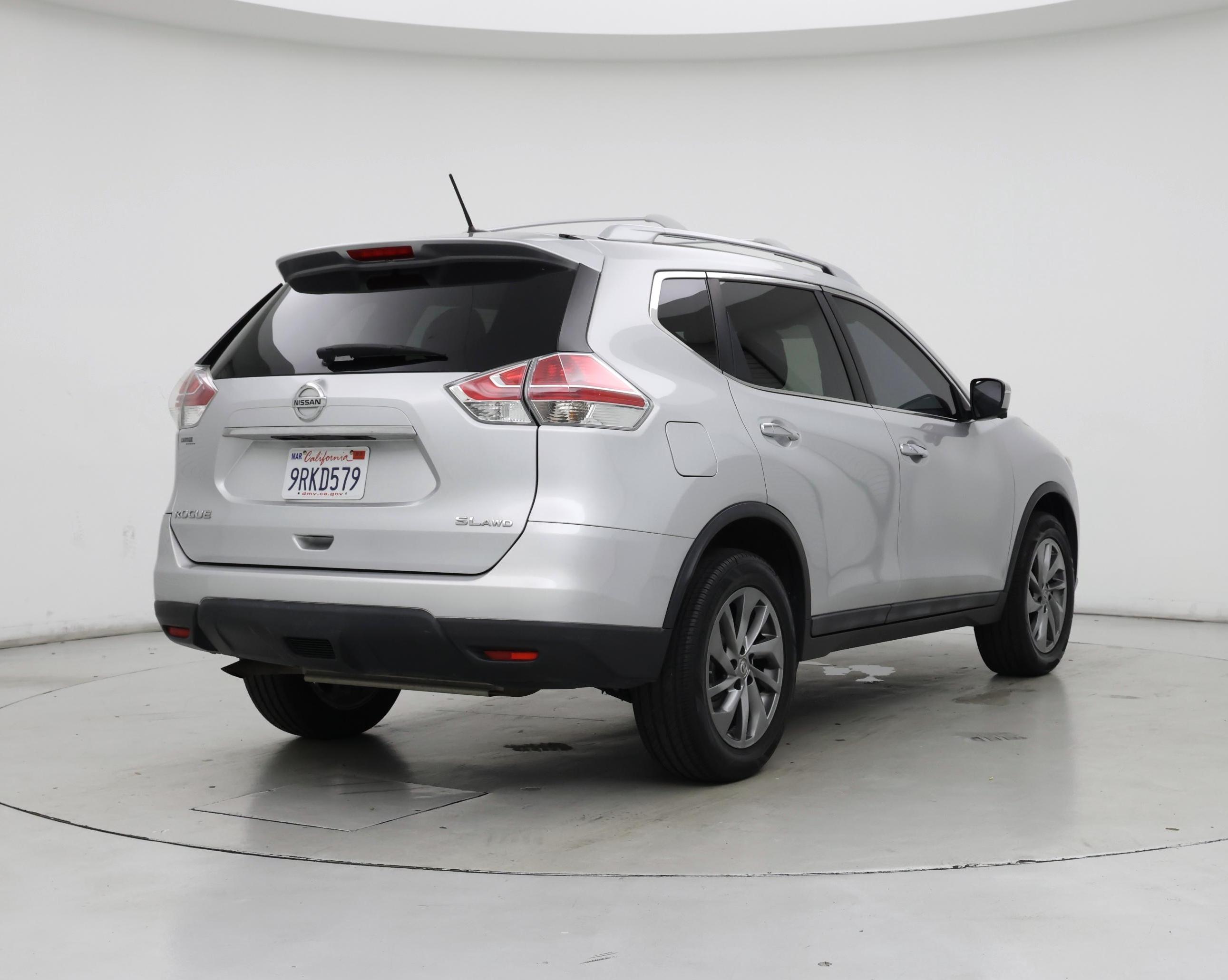 Thumbnail: 2015 Nissan Rogue - 8