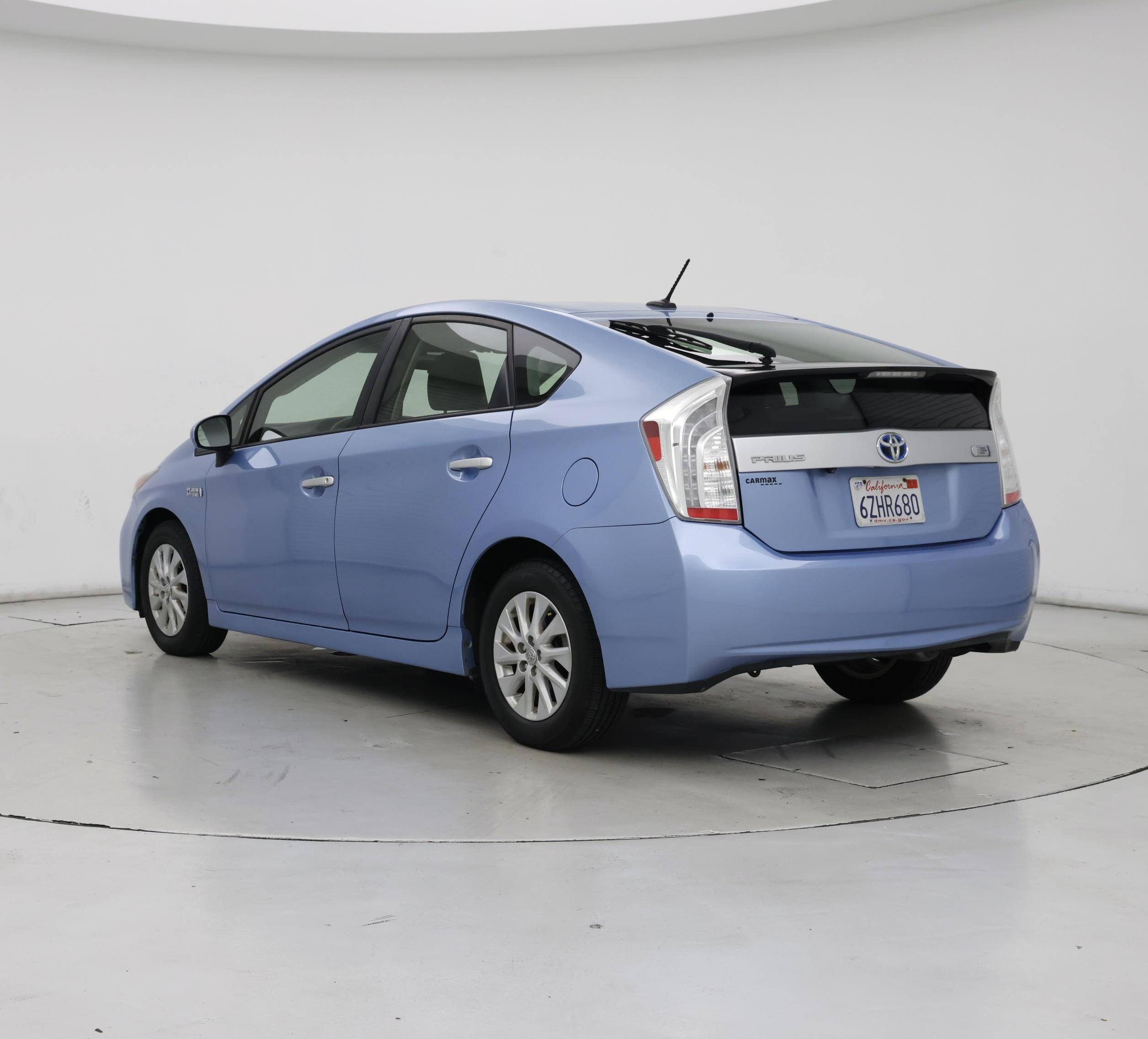 Thumbnail: 2013 Toyota Prius - 2