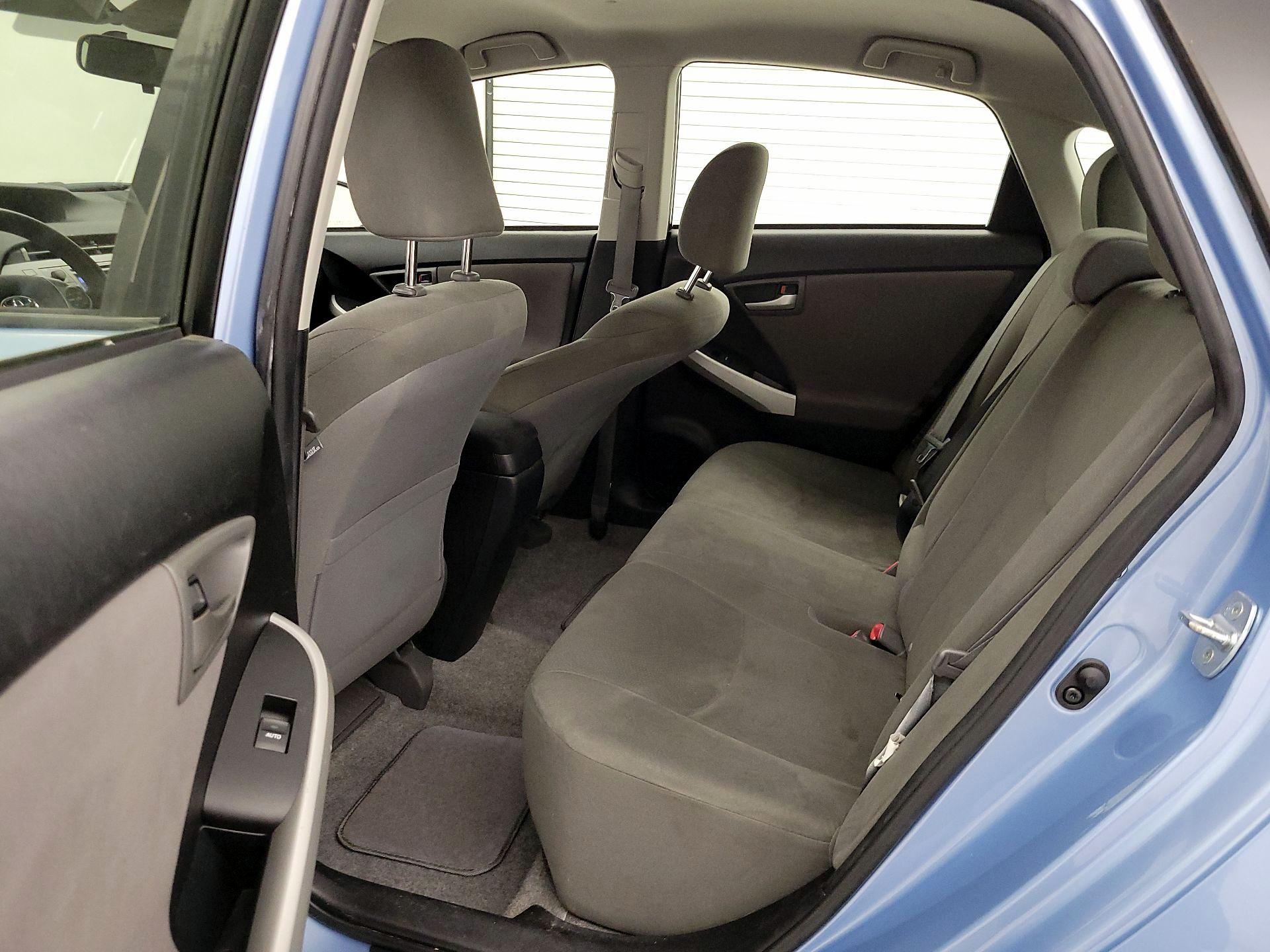 Thumbnail: 2013 Toyota Prius - 19