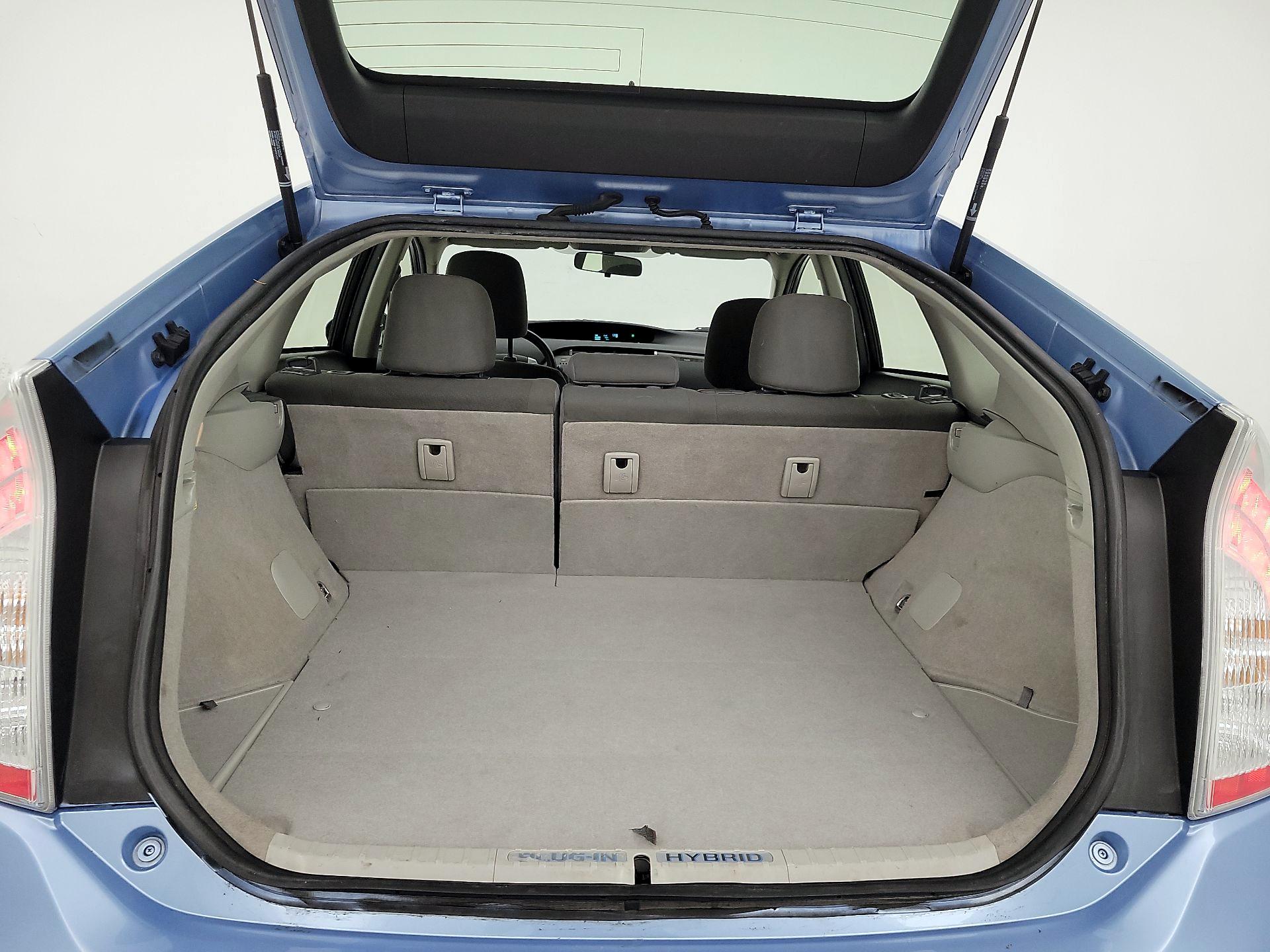 Thumbnail: 2013 Toyota Prius - 20
