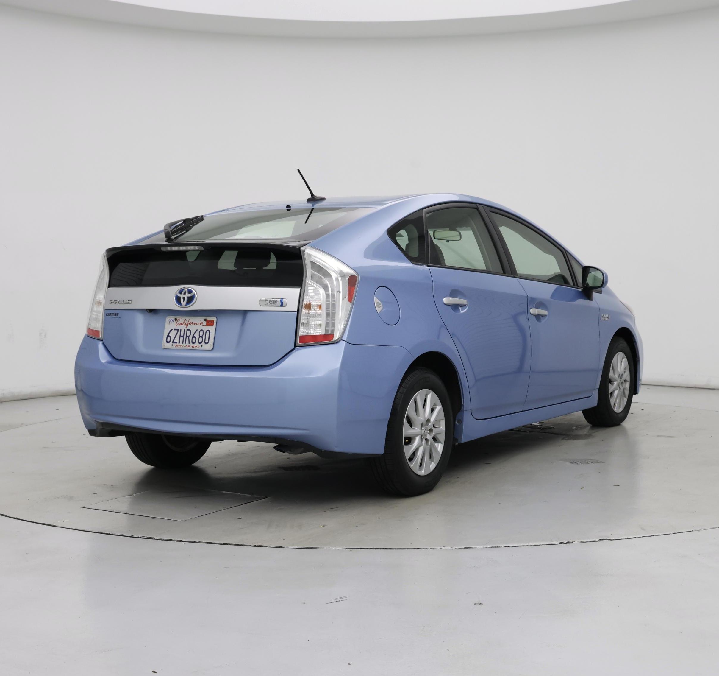 Thumbnail: 2013 Toyota Prius - 8
