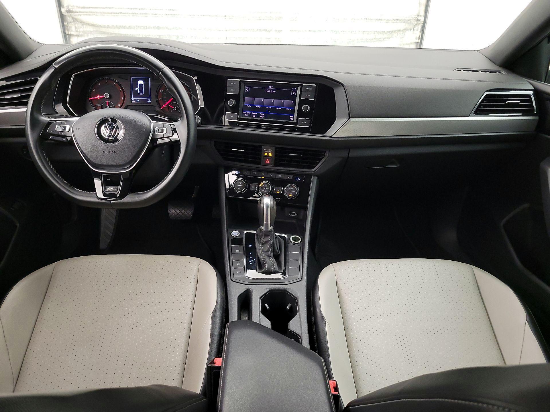 Thumbnail: 2019 Volkswagen Jetta - 9