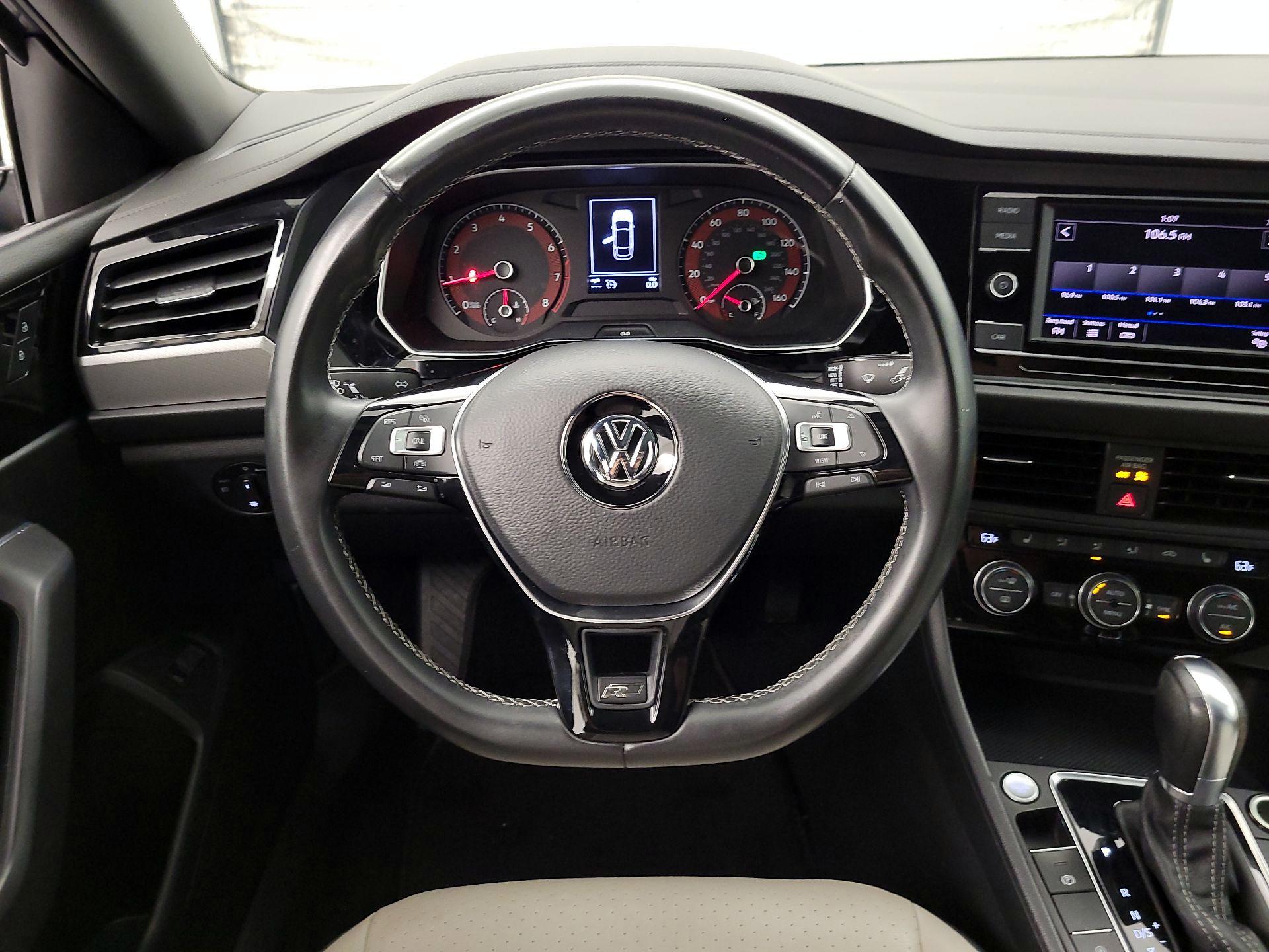 Thumbnail: 2019 Volkswagen Jetta - 10