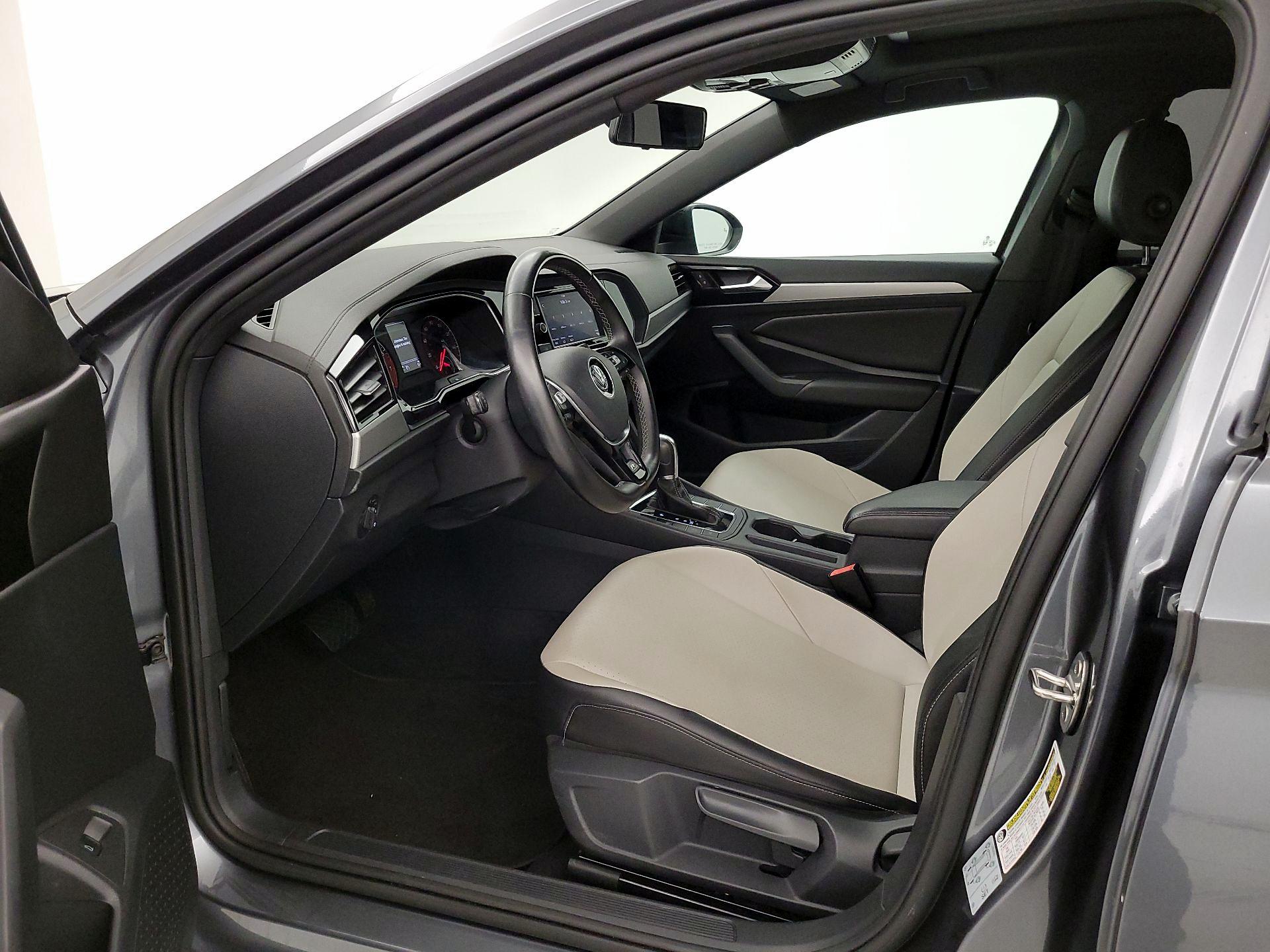 Thumbnail: 2019 Volkswagen Jetta - 11