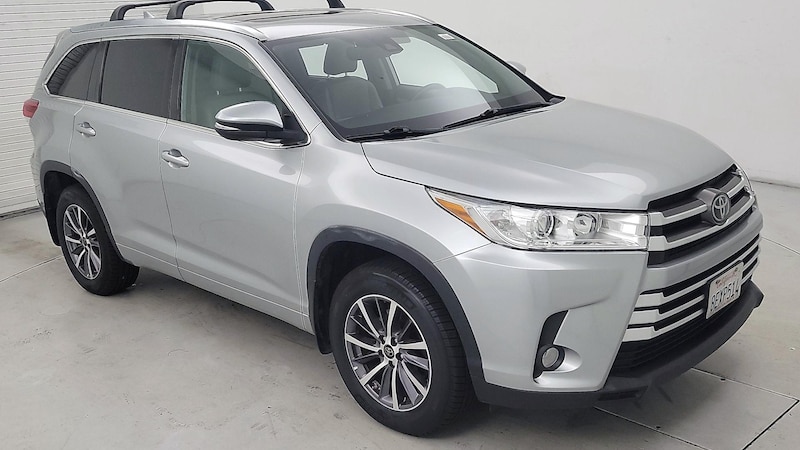 2018 Toyota Highlander XLE Hero Image