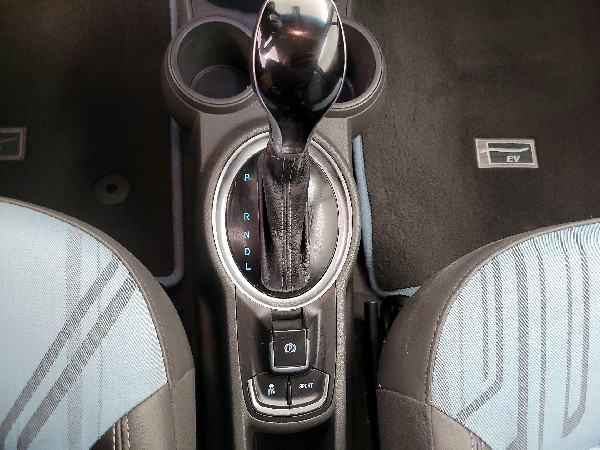 Thumbnail: 2016 Chevrolet Spark - 16