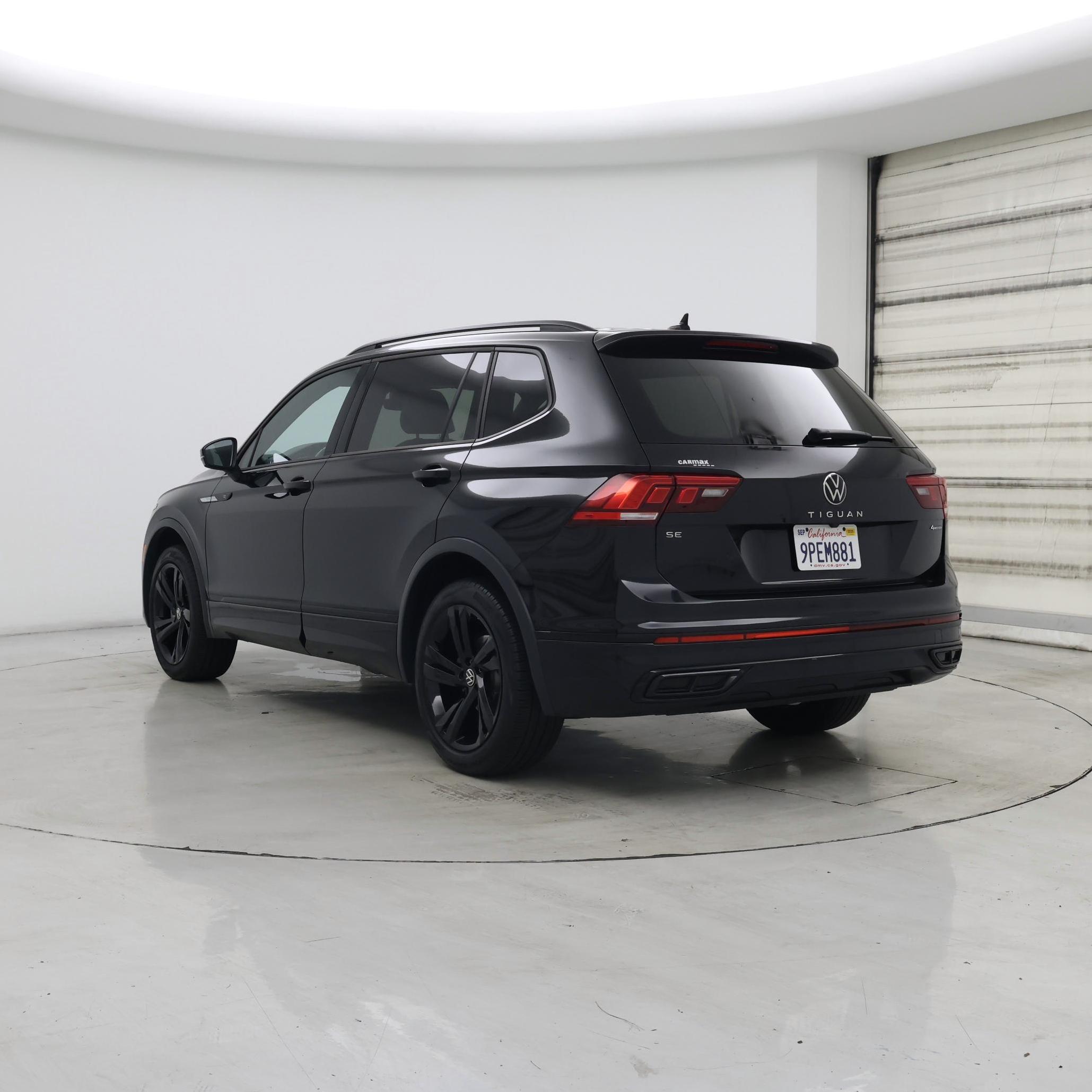 Thumbnail: 2023 Volkswagen Tiguan - 2