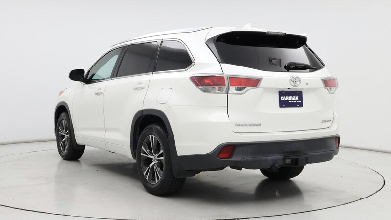 2016 Toyota Highlander XLE 2